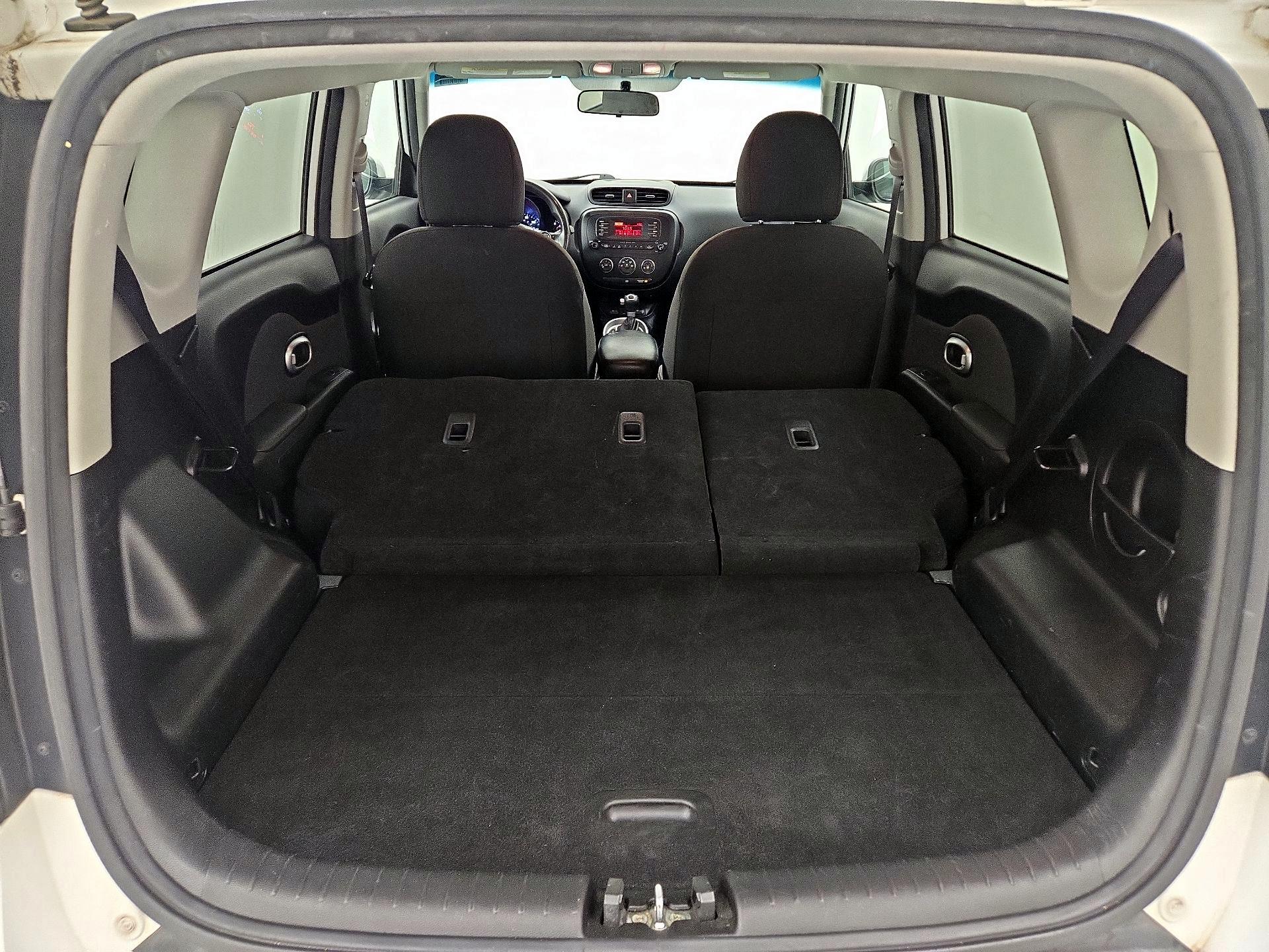 Thumbnail: 2016 Kia Soul - 20