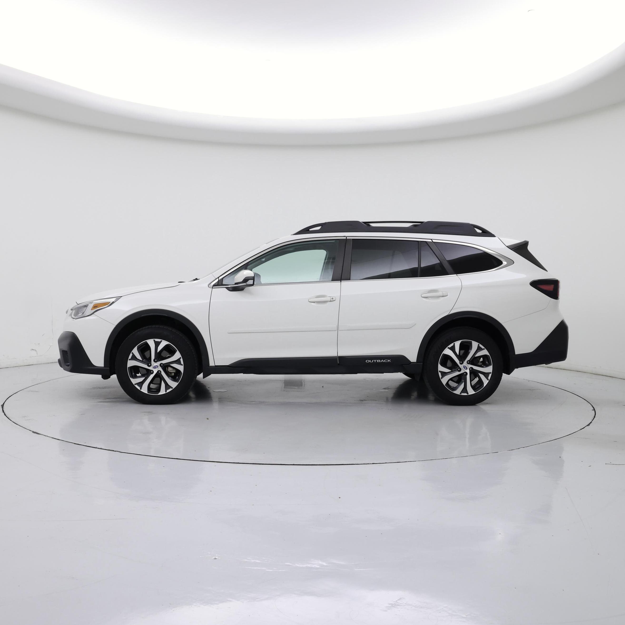 Thumbnail: 2021 Subaru Outback - 3