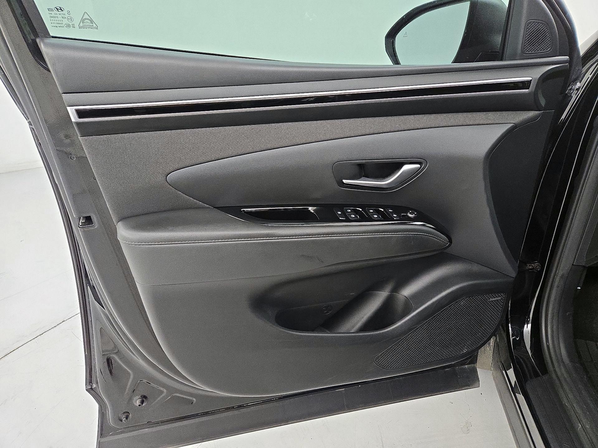 Thumbnail: 2022 Hyundai Tucson - 12