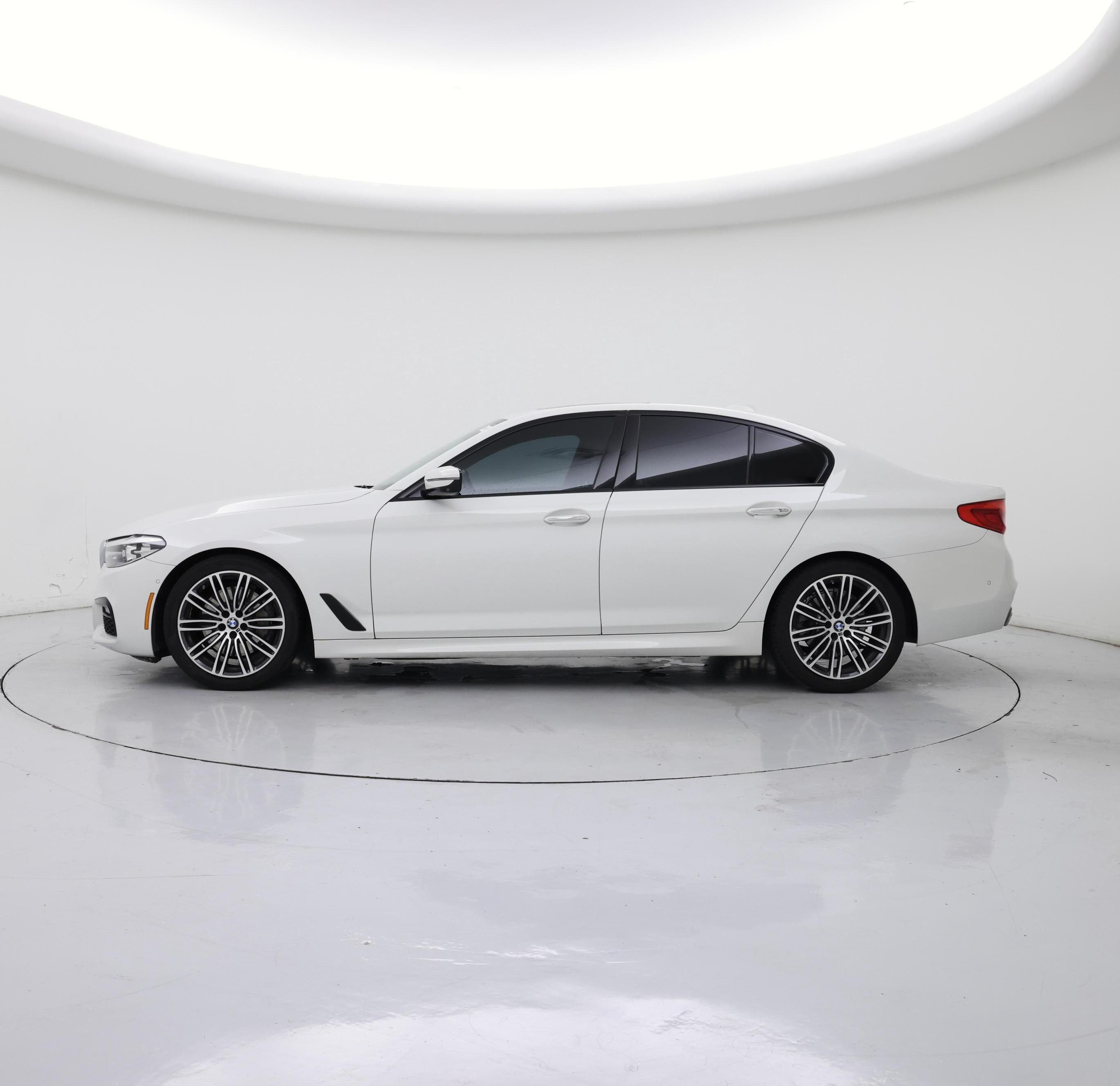 Thumbnail: 2018 BMW 5 Series - 3