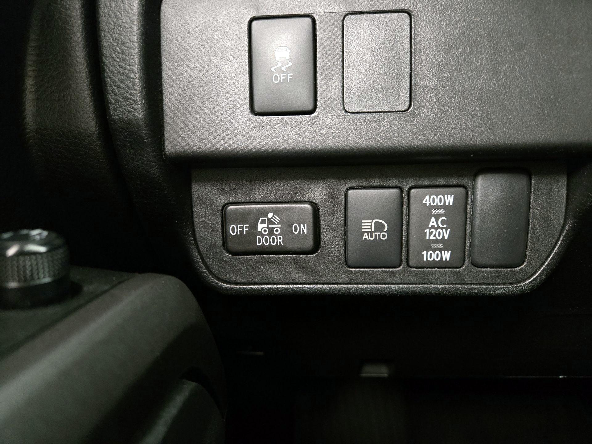 Thumbnail: 2023 Toyota Tacoma - 13