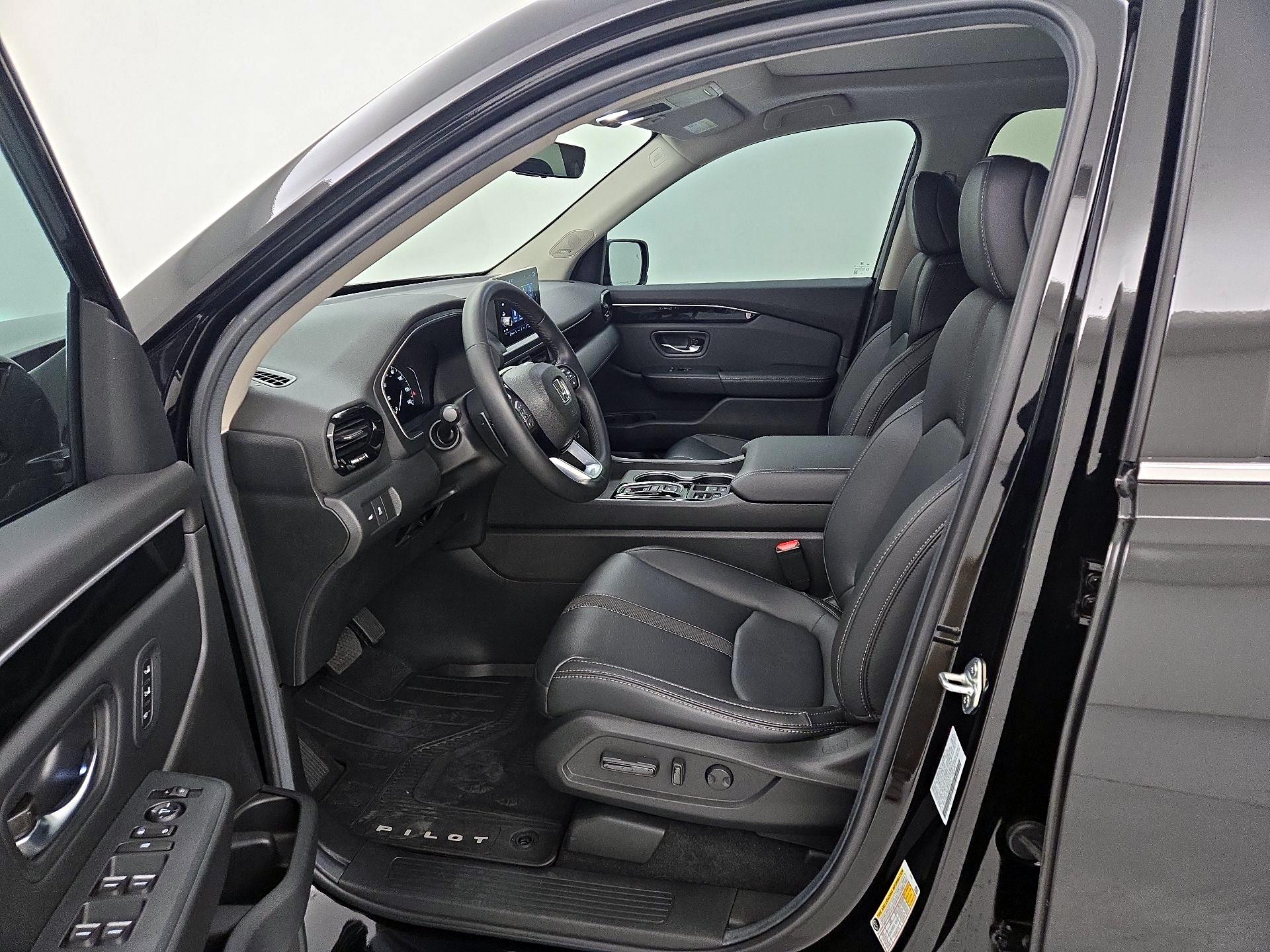 Thumbnail: 2025 Honda Pilot - 11