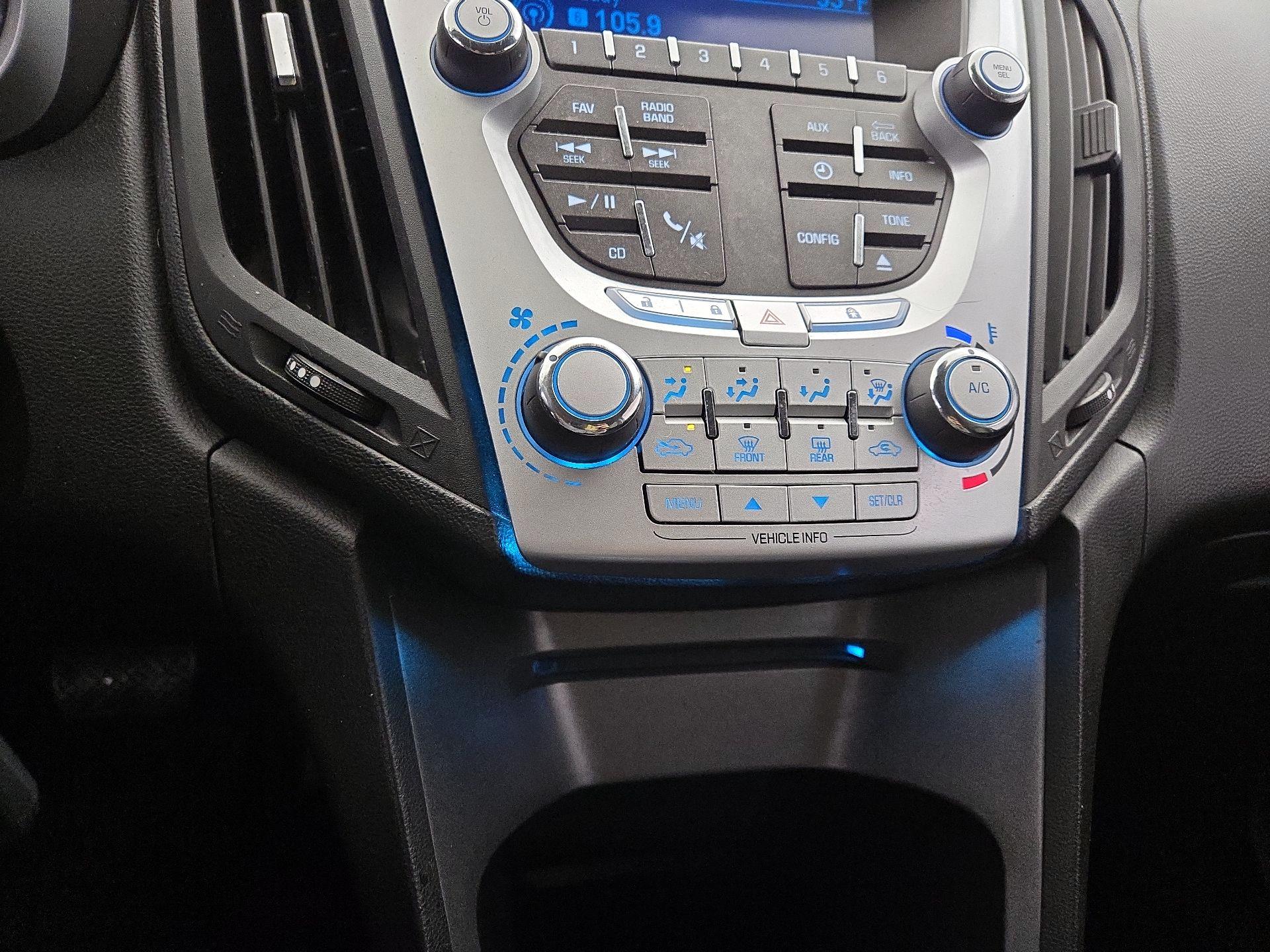 Thumbnail: 2015 Chevrolet Equinox - 14