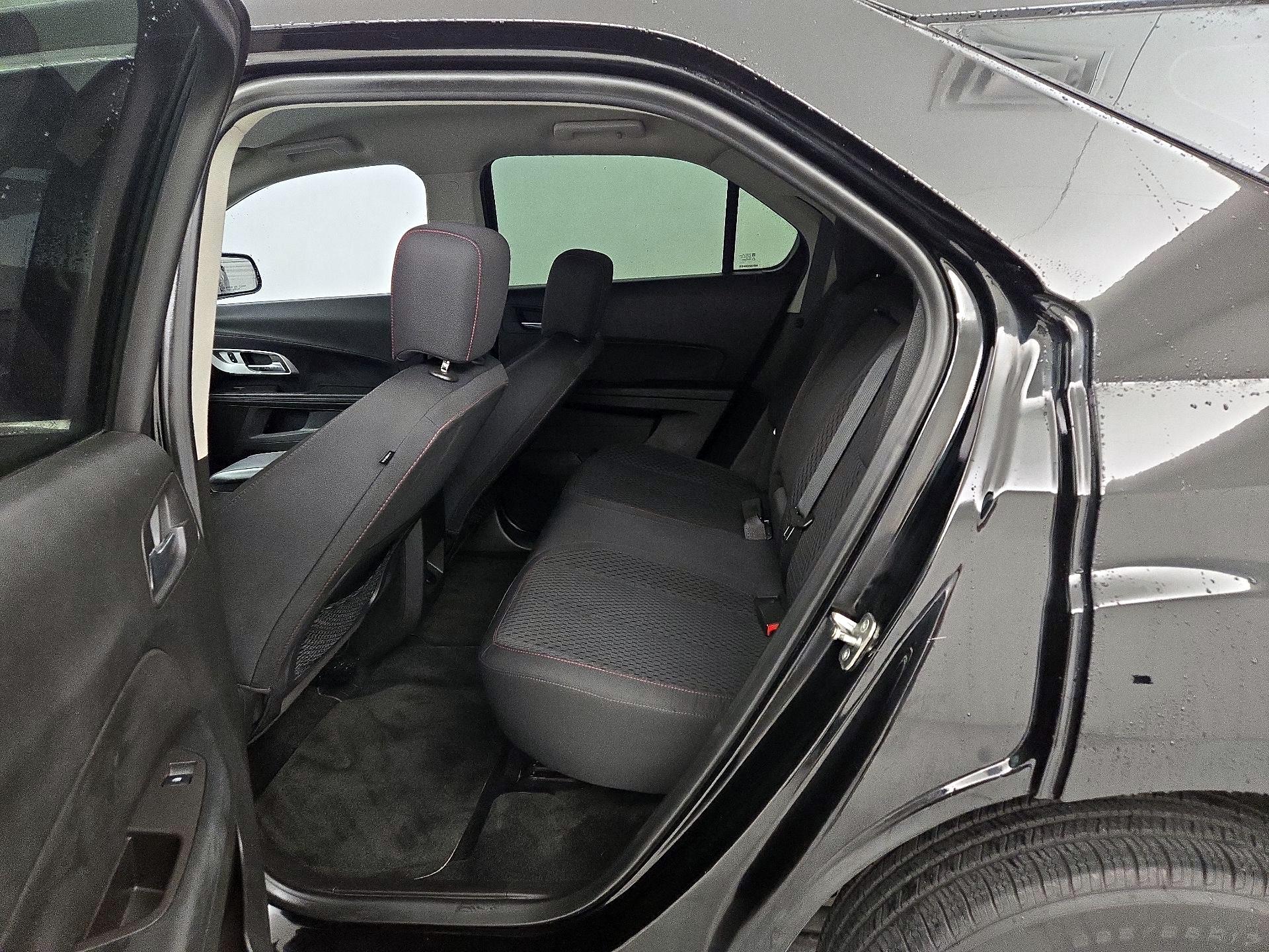 Thumbnail: 2015 Chevrolet Equinox - 16