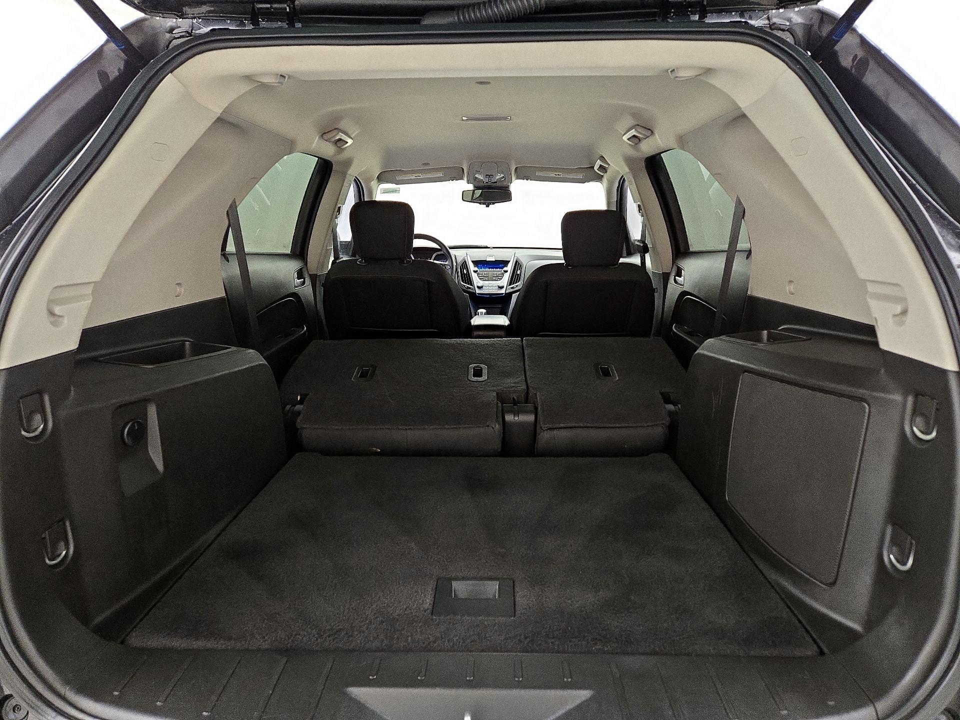 Thumbnail: 2015 Chevrolet Equinox - 18