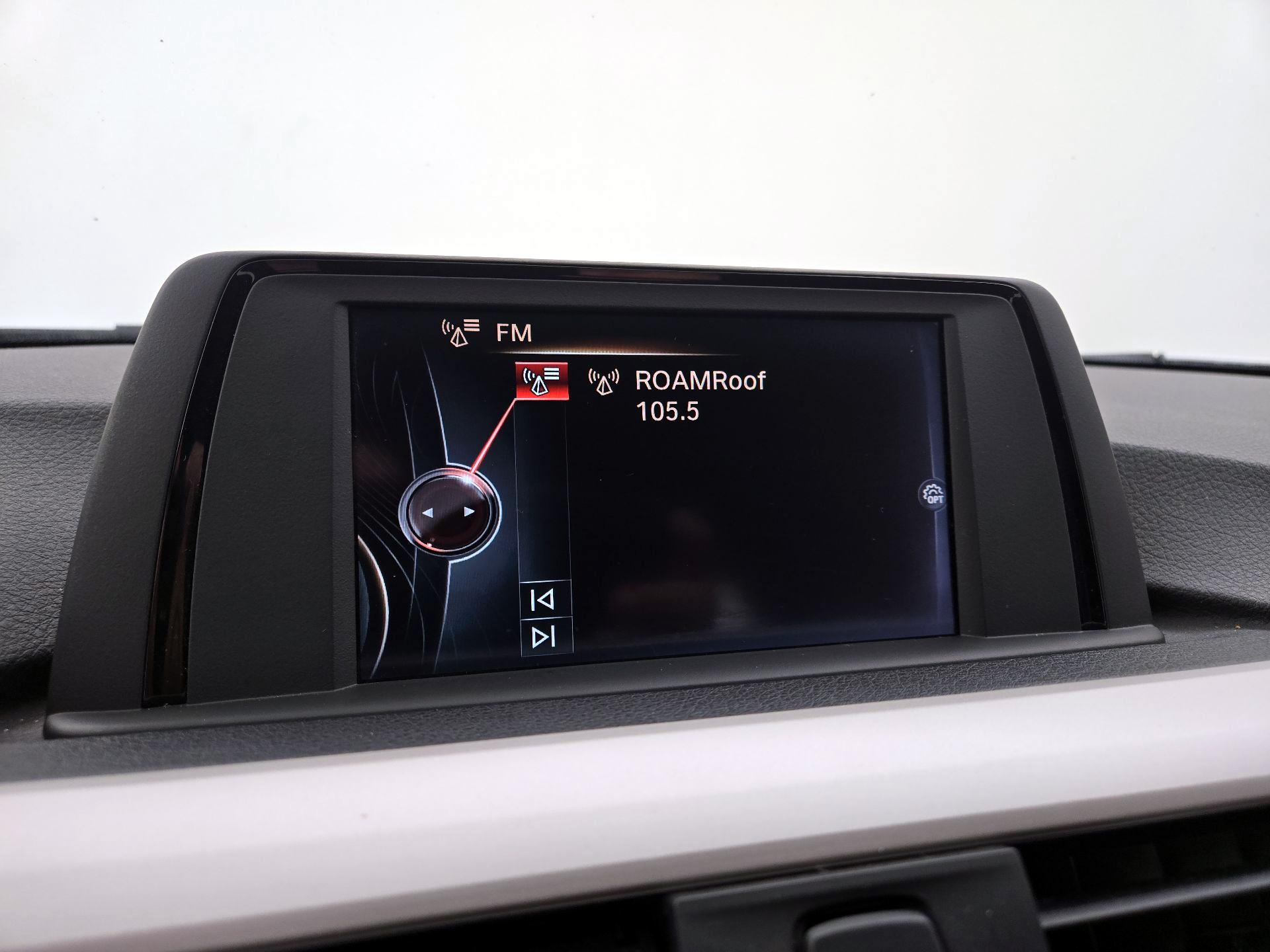 Thumbnail: 2016 BMW 3 Series - 14