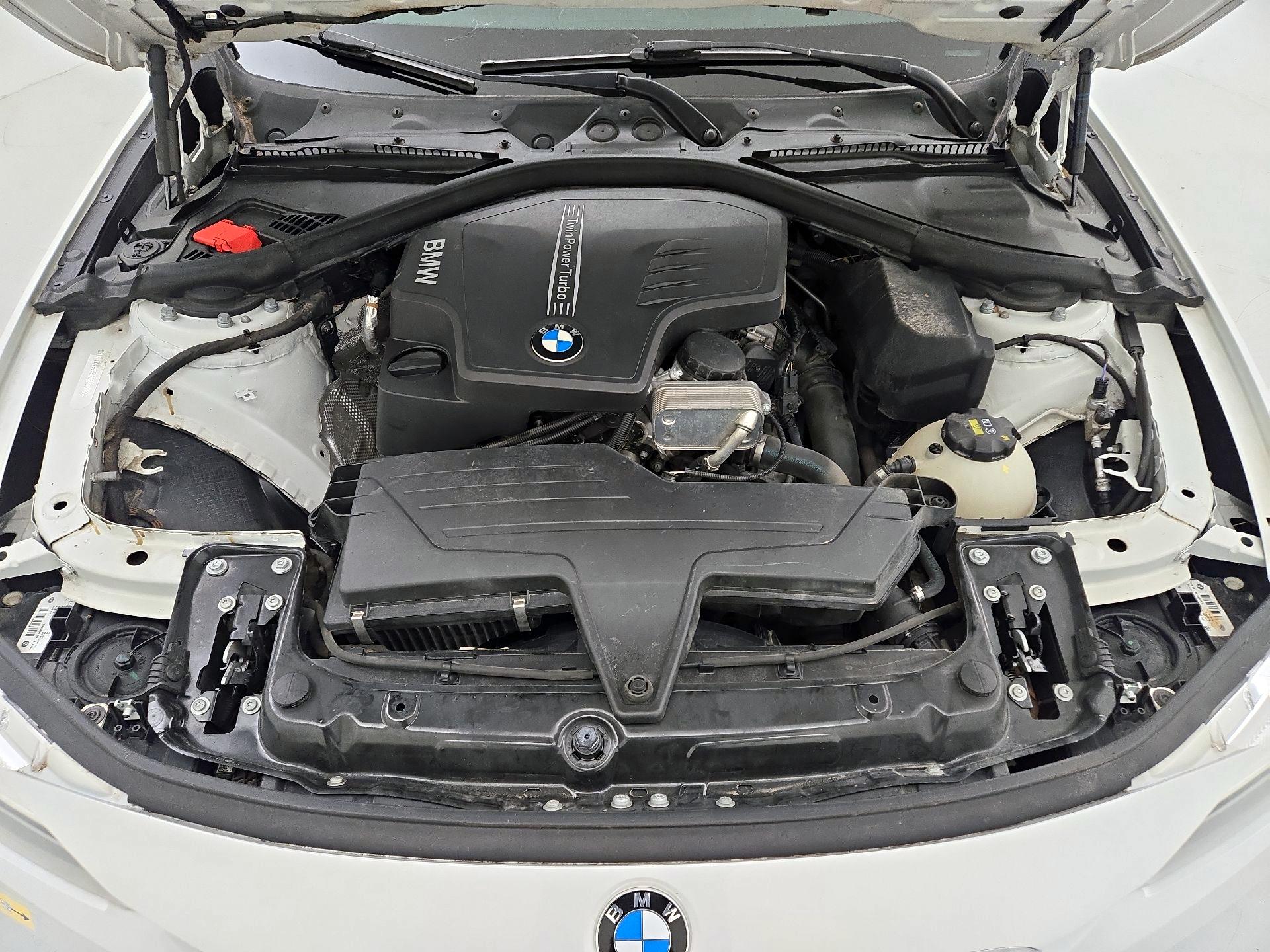 Thumbnail: 2016 BMW 3 Series - 20