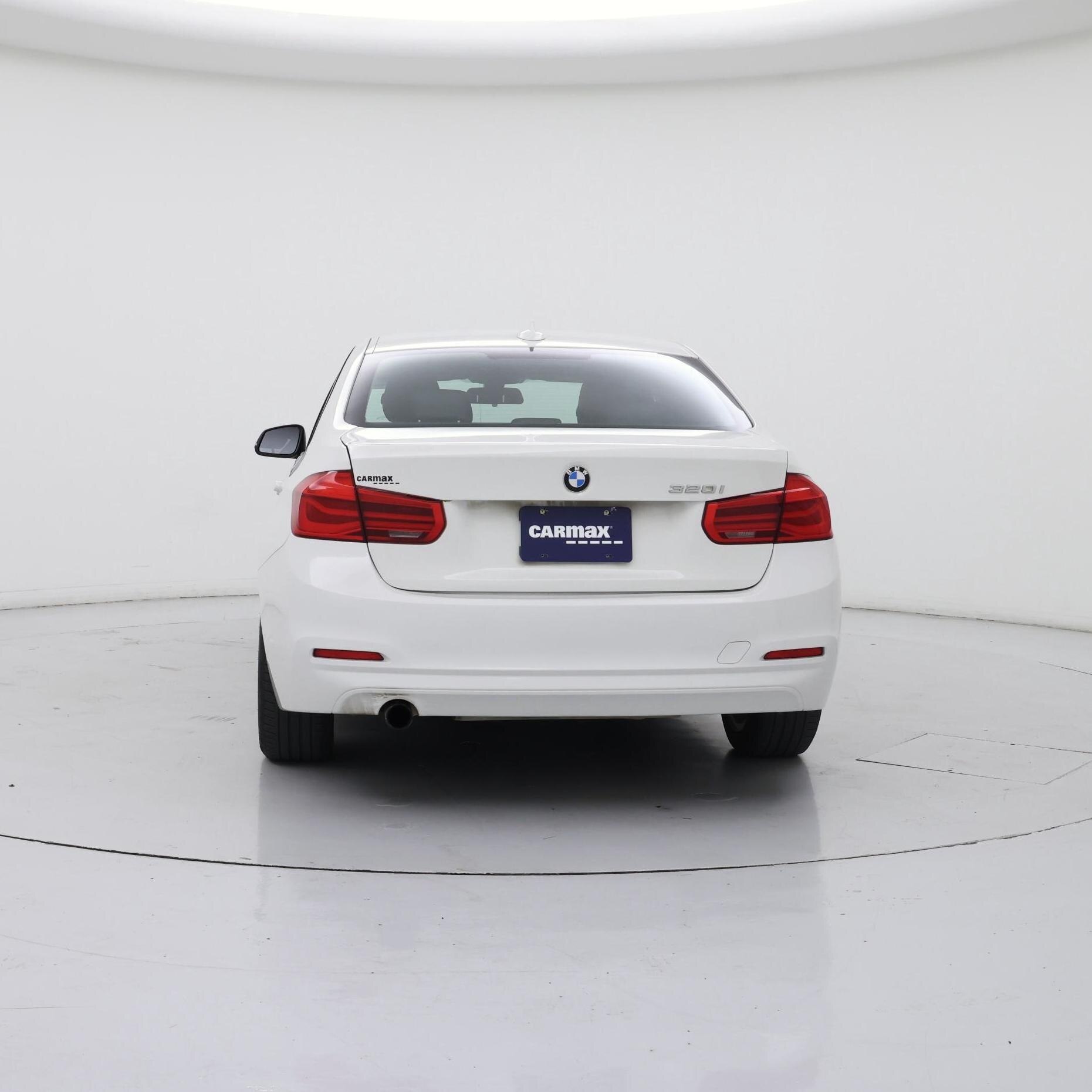 Thumbnail: 2016 BMW 3 Series - 6