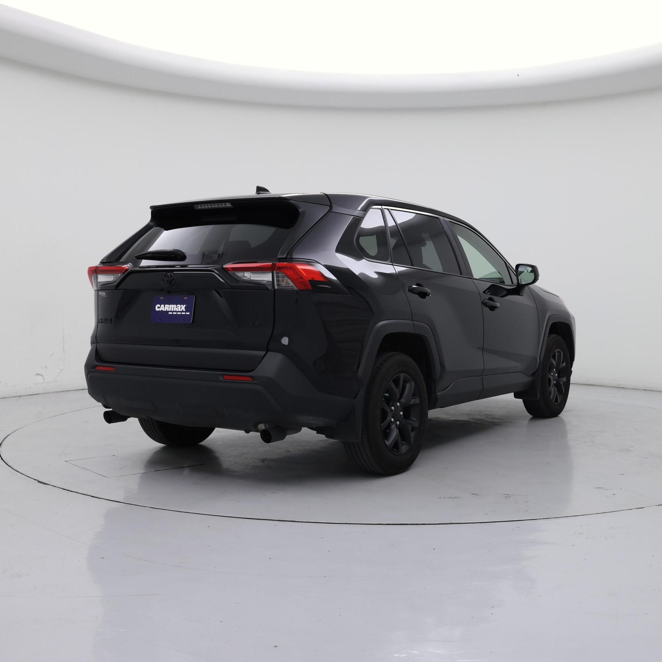 Thumbnail: 2022 Toyota RAV4 - 8