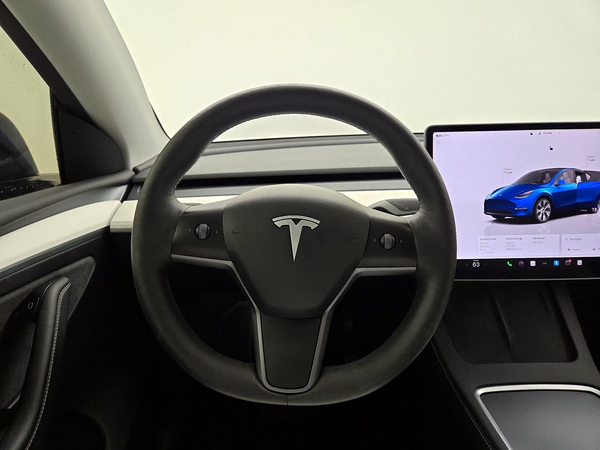 Thumbnail: 2023 Tesla Model Y - 10