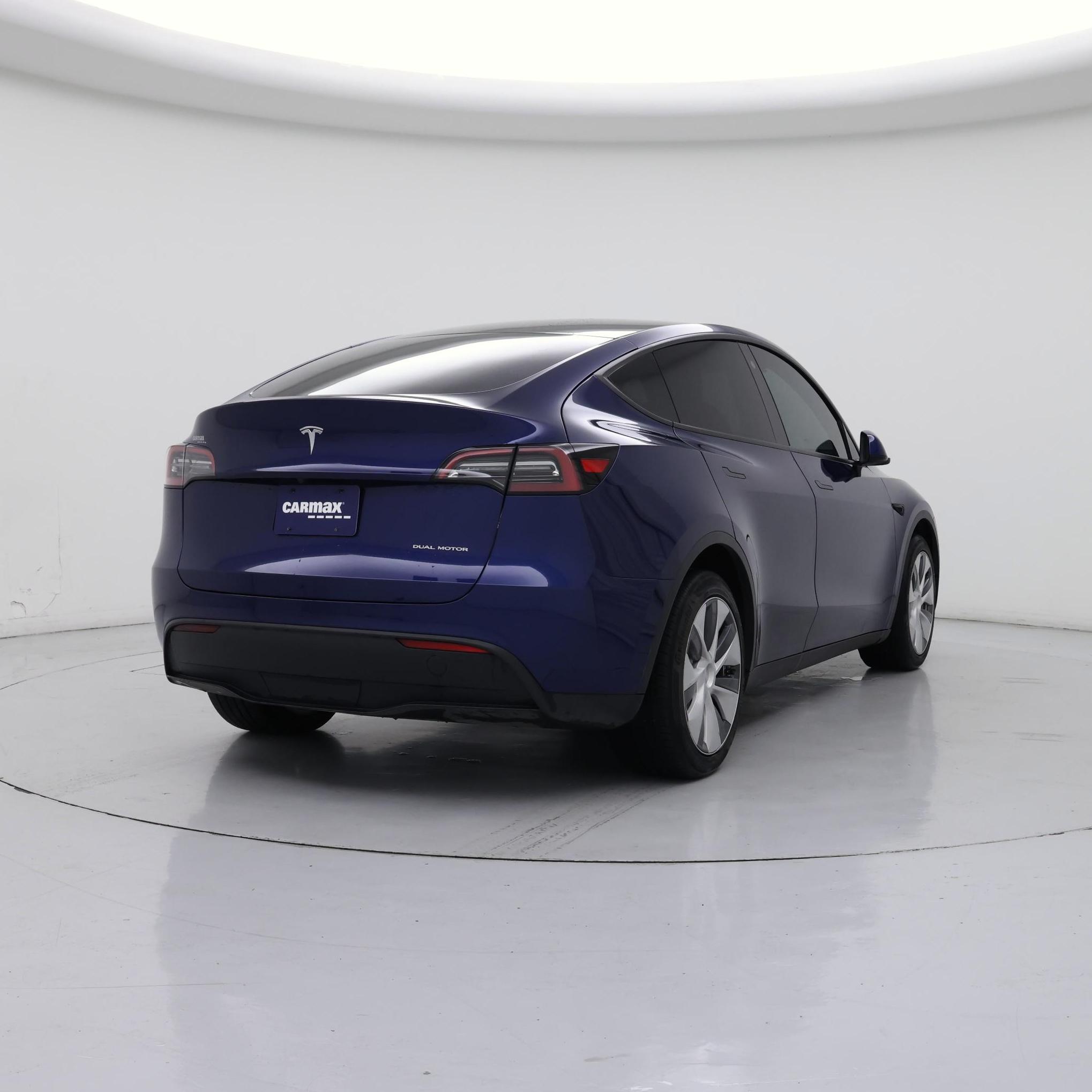 Thumbnail: 2023 Tesla Model Y - 8