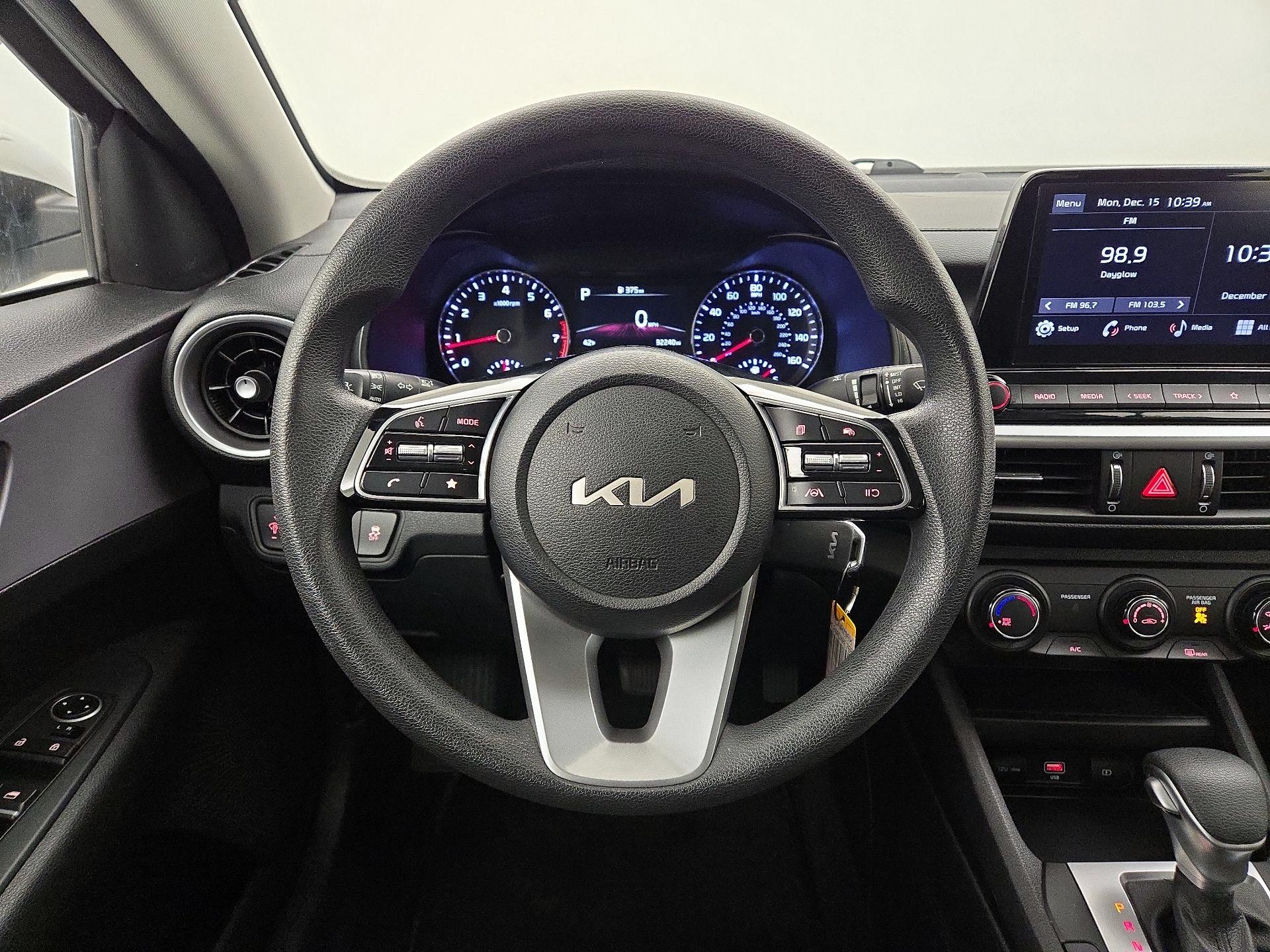 Thumbnail: 2024 Kia Forte - 10