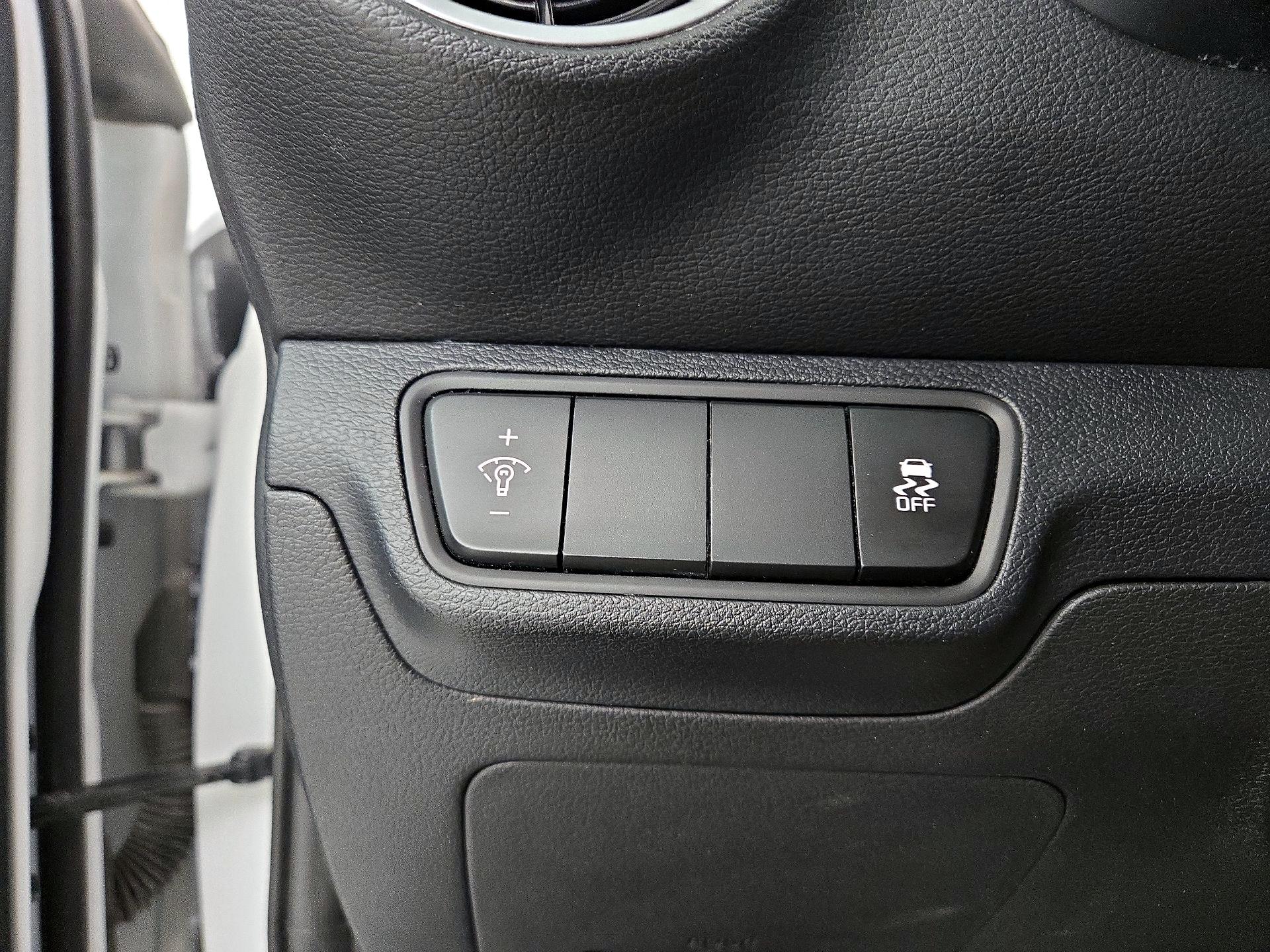 Thumbnail: 2024 Kia Forte - 13