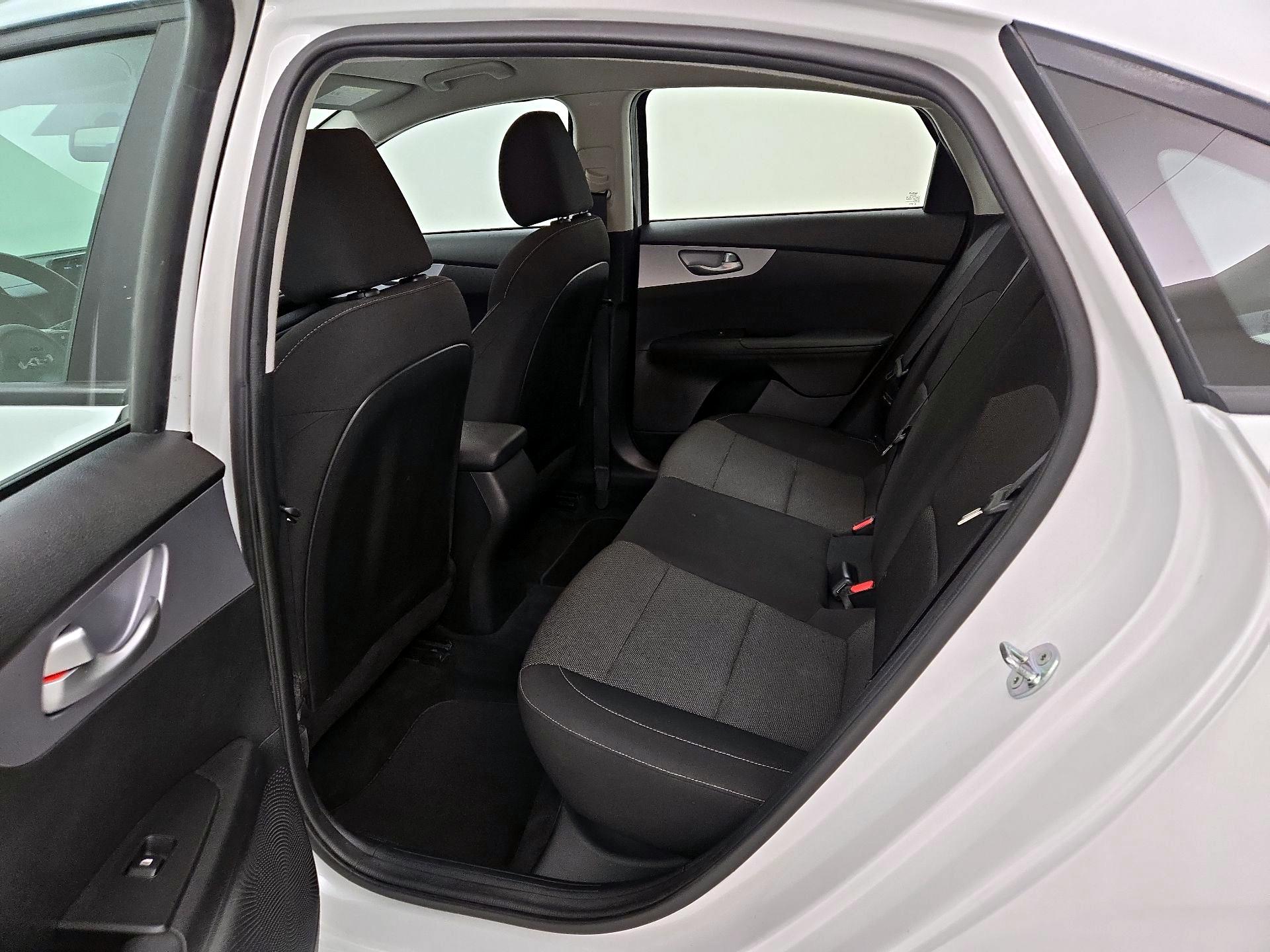 Thumbnail: 2024 Kia Forte - 19