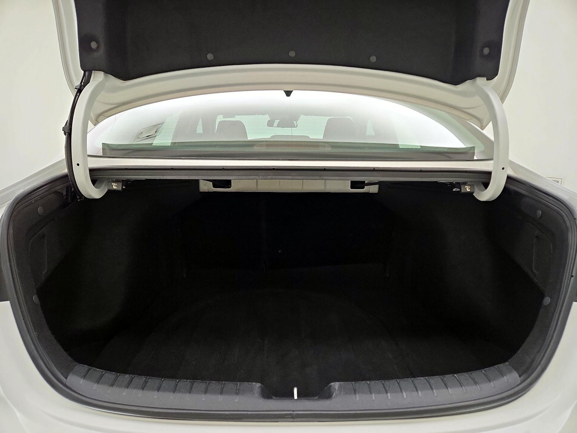 Thumbnail: 2024 Kia Forte - 20