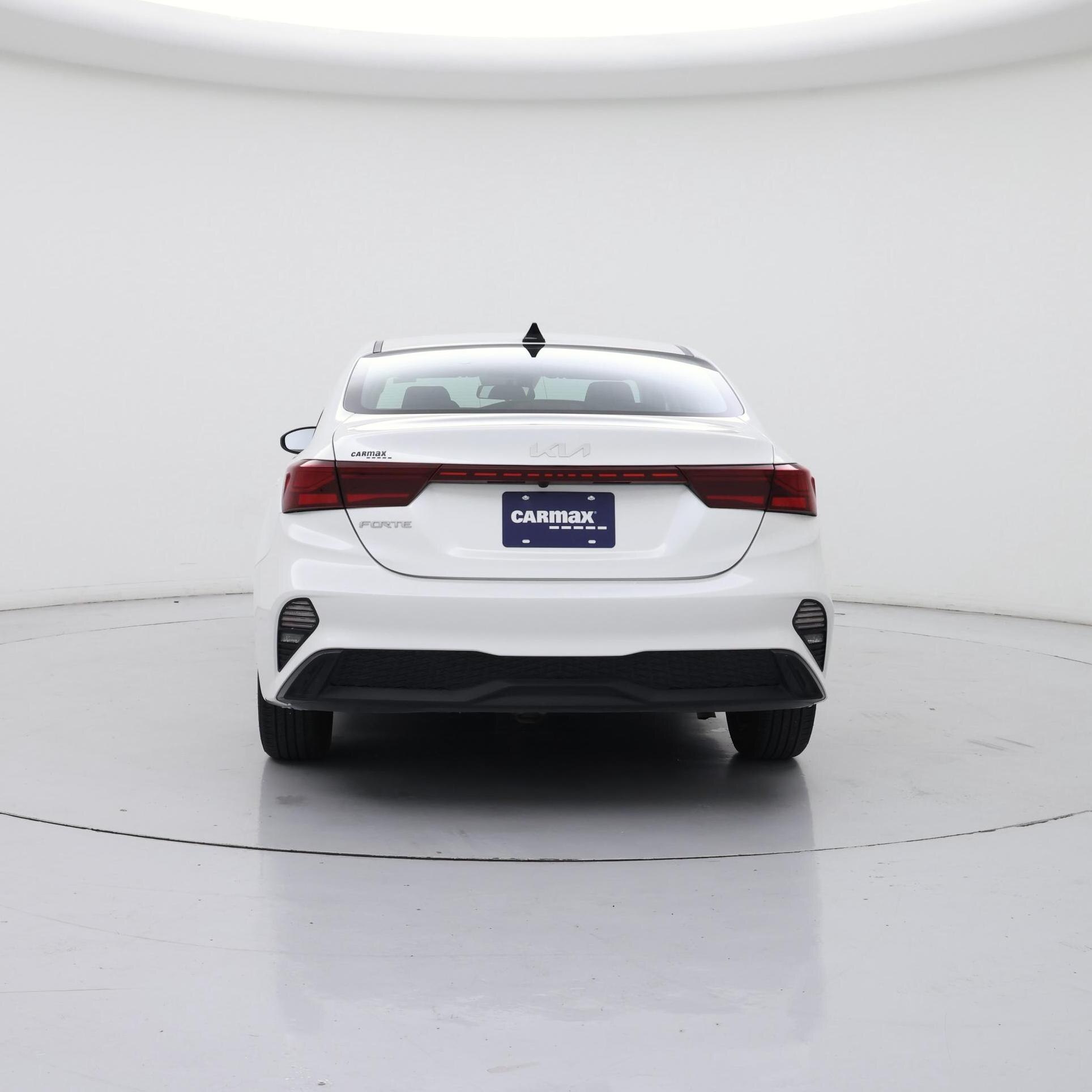 Thumbnail: 2024 Kia Forte - 6