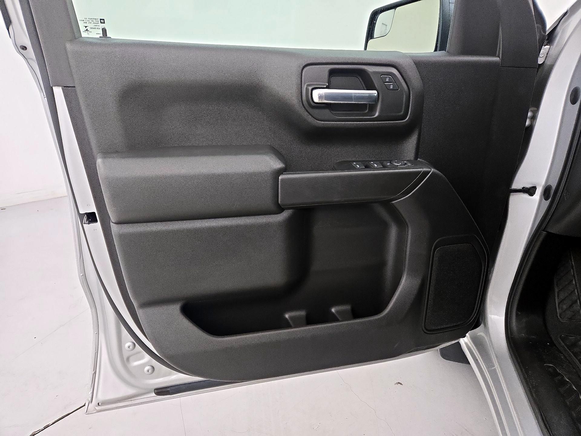 Thumbnail: 2022 Chevrolet Silverado 1500 - 12