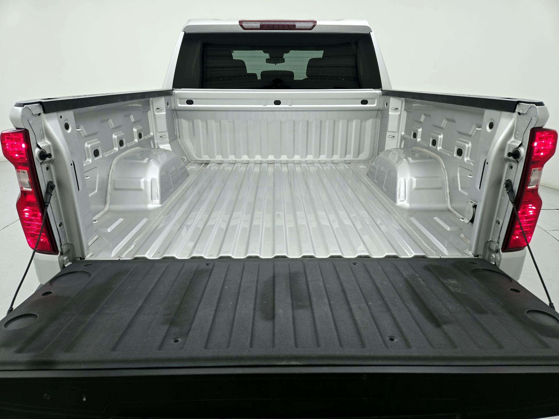 Thumbnail: 2022 Chevrolet Silverado 1500 - 20