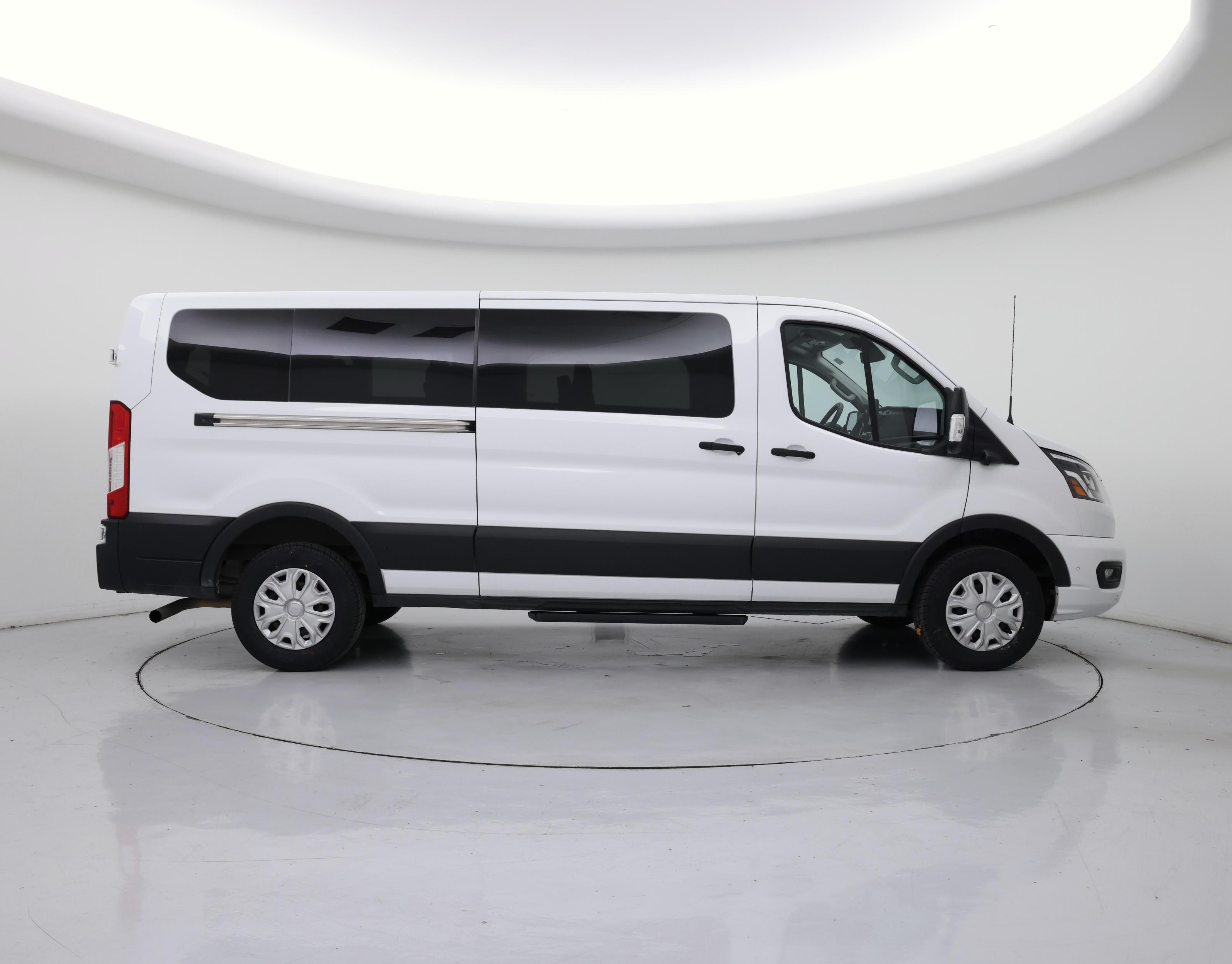 Thumbnail: 2023 Ford Transit Series - 7