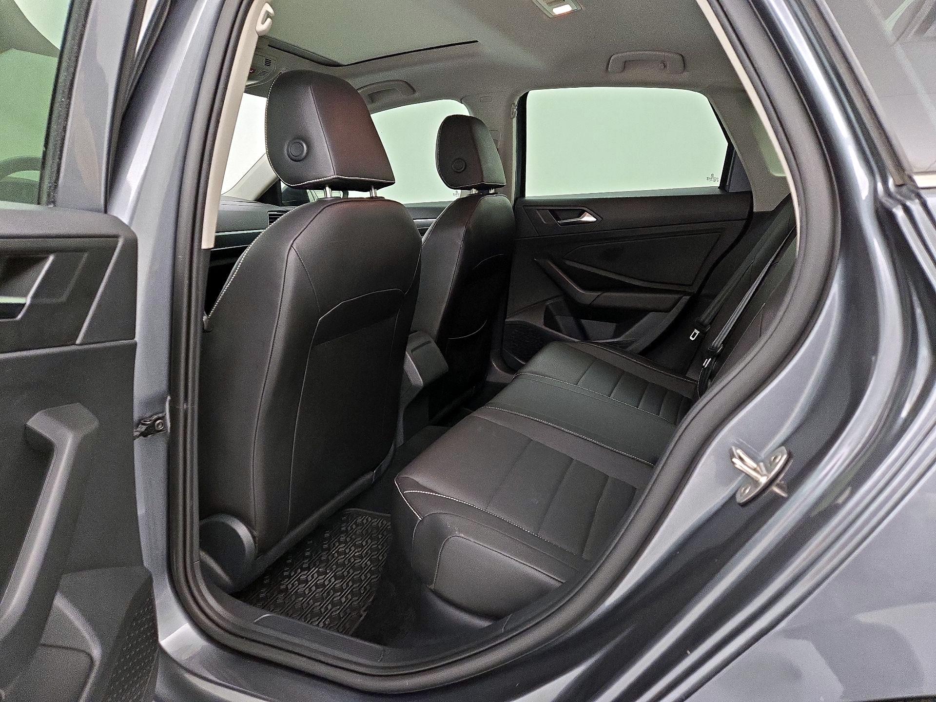 Thumbnail: 2023 Volkswagen Jetta - 20