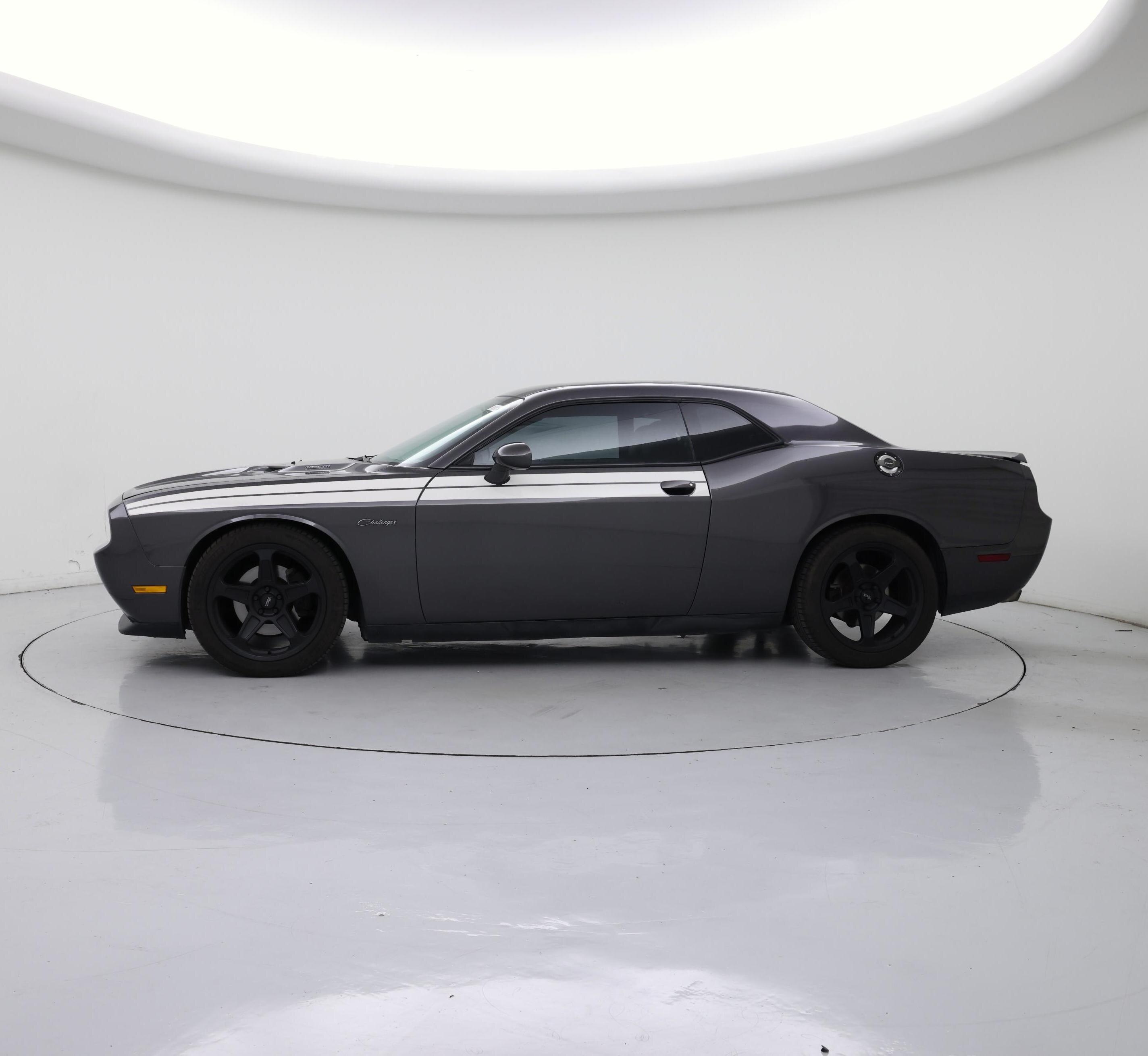 Thumbnail: 2014 Dodge Challenger - 3