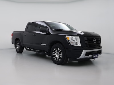 2023 Nissan Titan SV