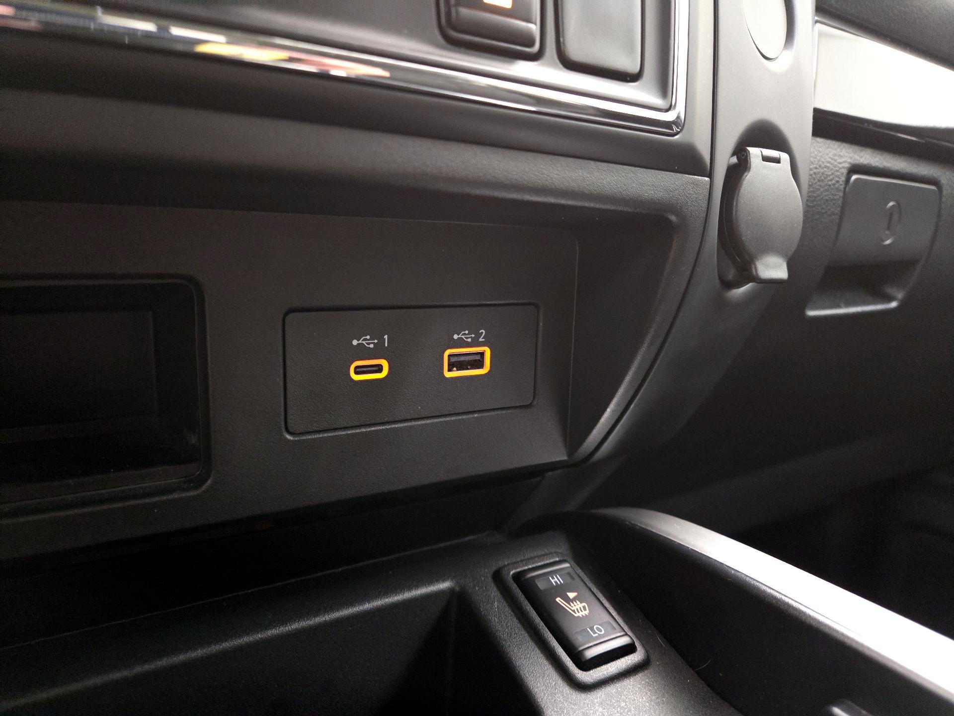 Thumbnail: 2023 Nissan Titan - 18