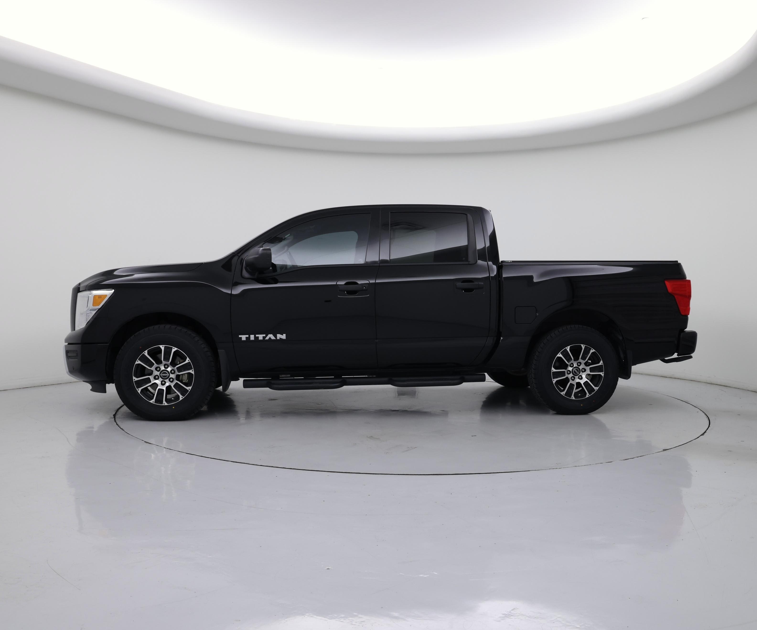 Thumbnail: 2023 Nissan Titan - 3