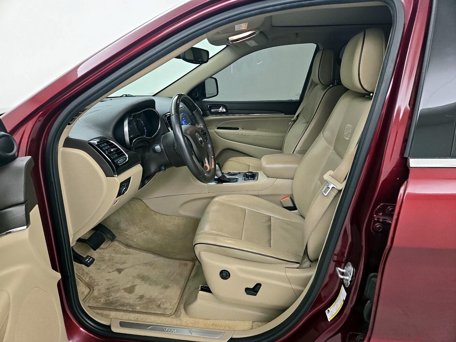 Thumbnail: 2019 Jeep Grand Cherokee - 11