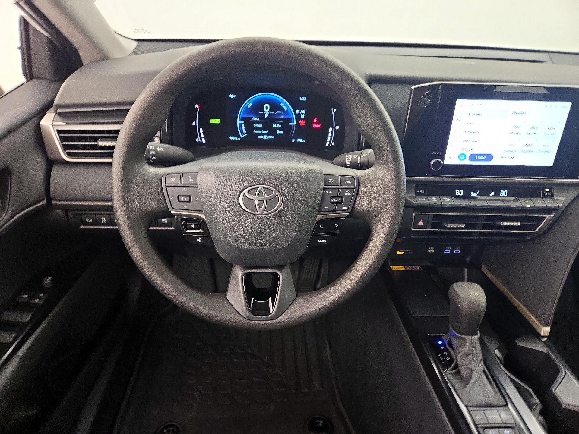 Thumbnail: 2025 Toyota Camry - 10