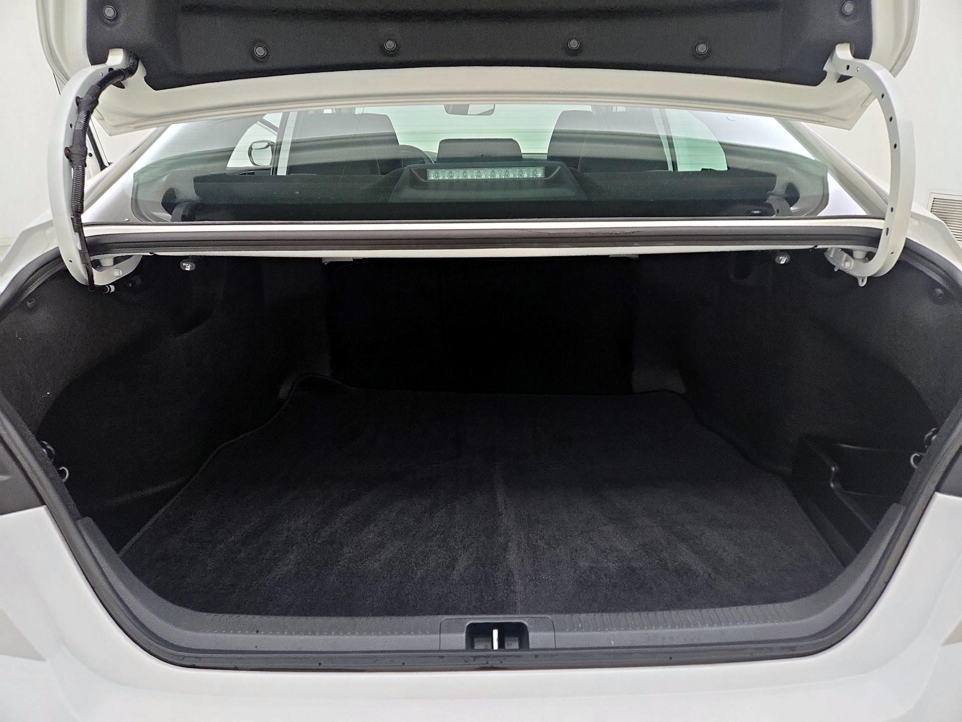 Thumbnail: 2025 Toyota Camry - 20