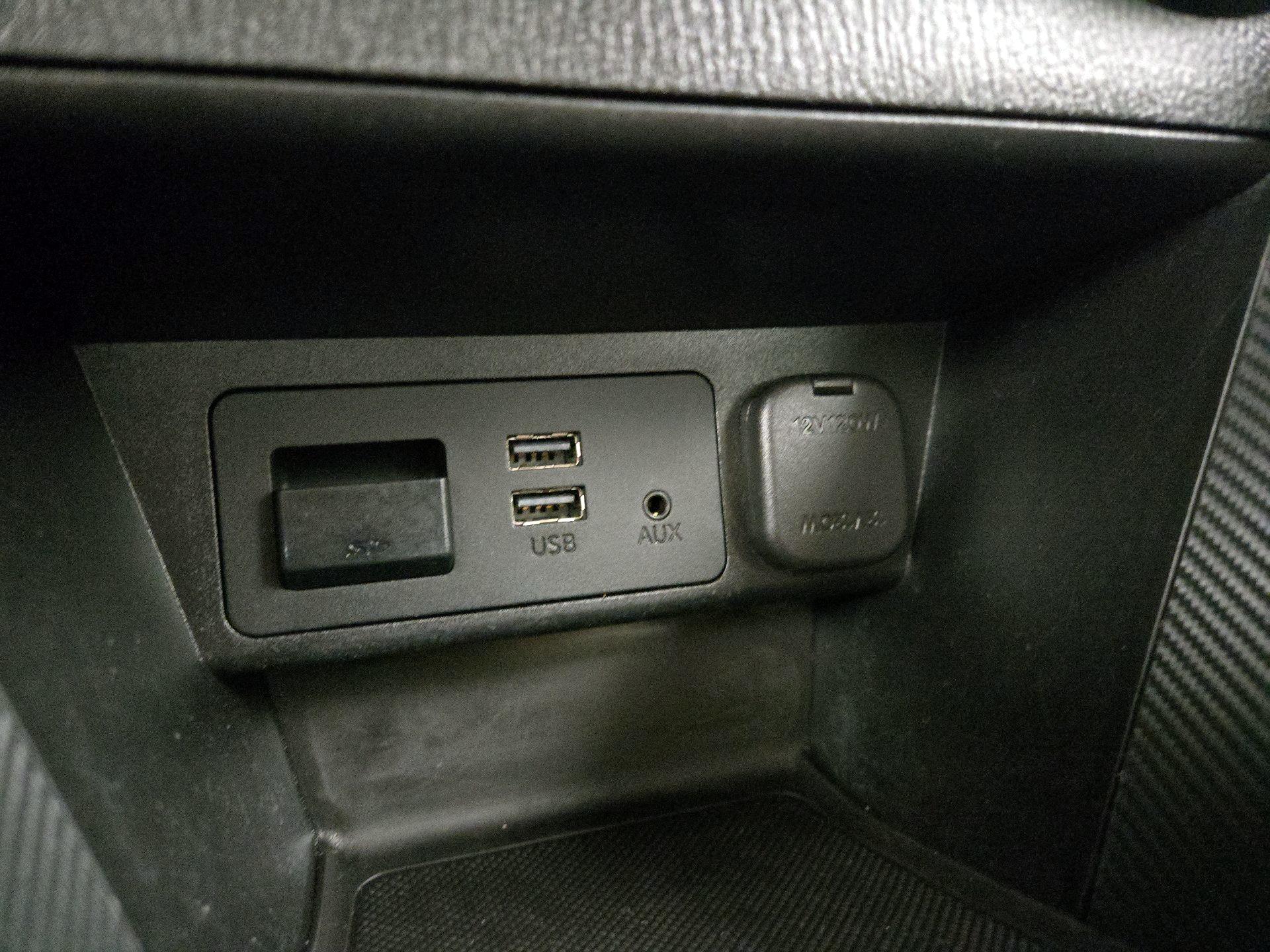 Thumbnail: 2018 Toyota Yaris iA - 18