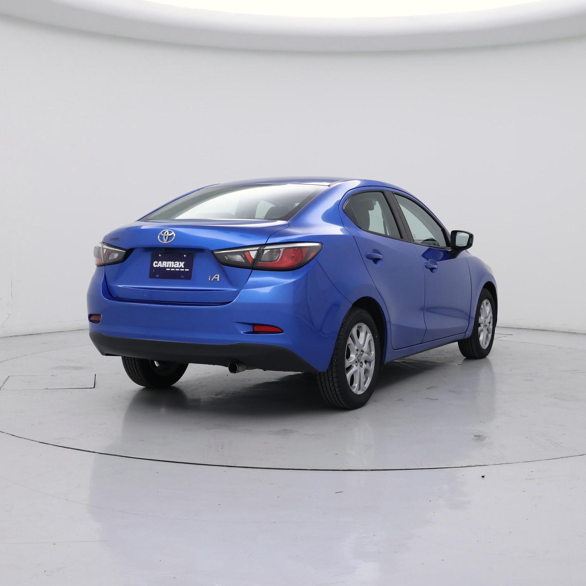 Thumbnail: 2018 Toyota Yaris iA - 8