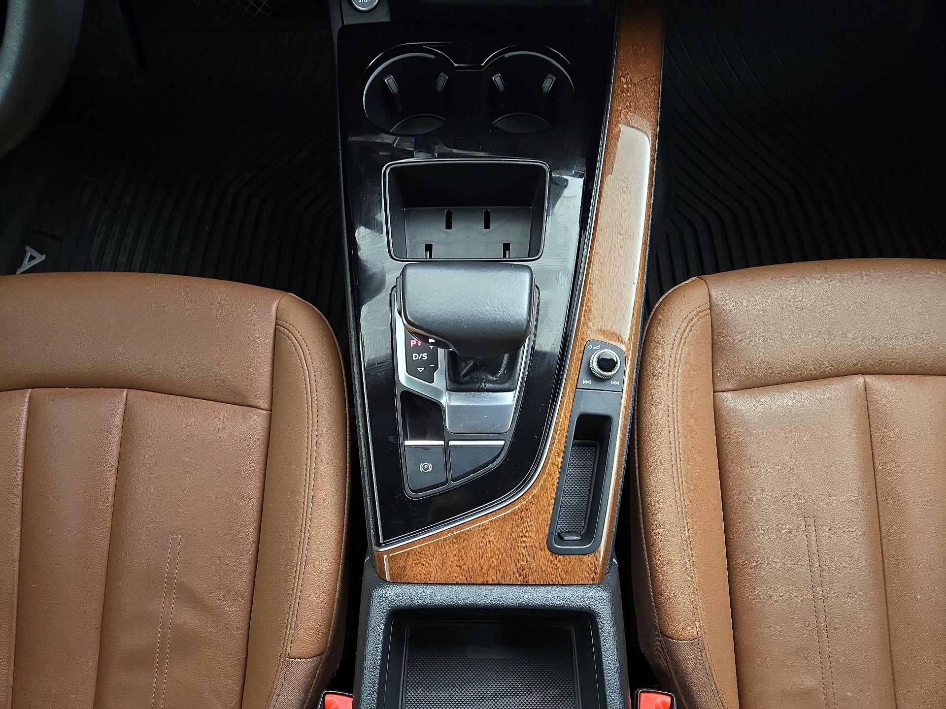 Thumbnail: 2022 Audi A4 - 17