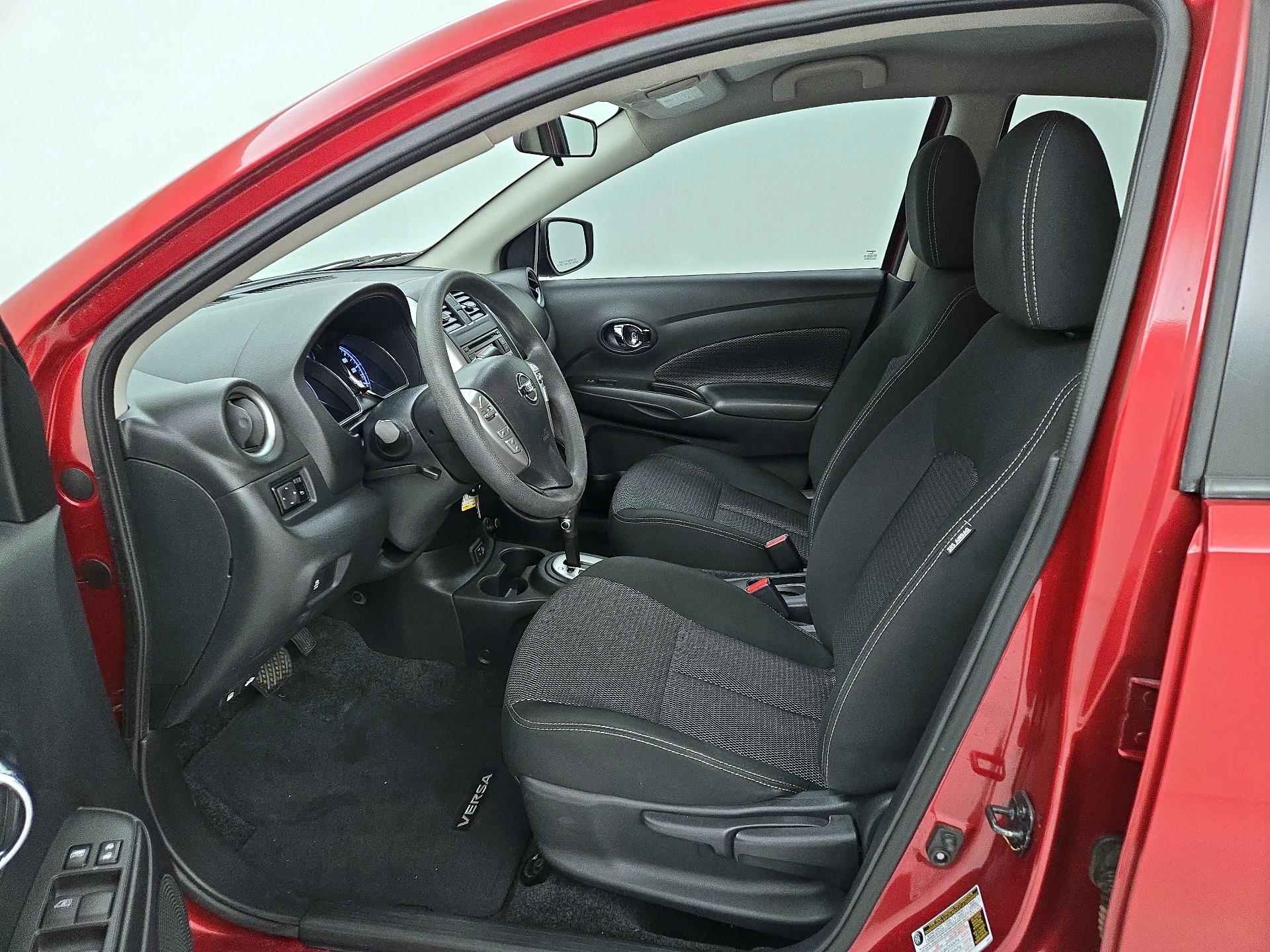 Thumbnail: 2018 Nissan Versa - 11