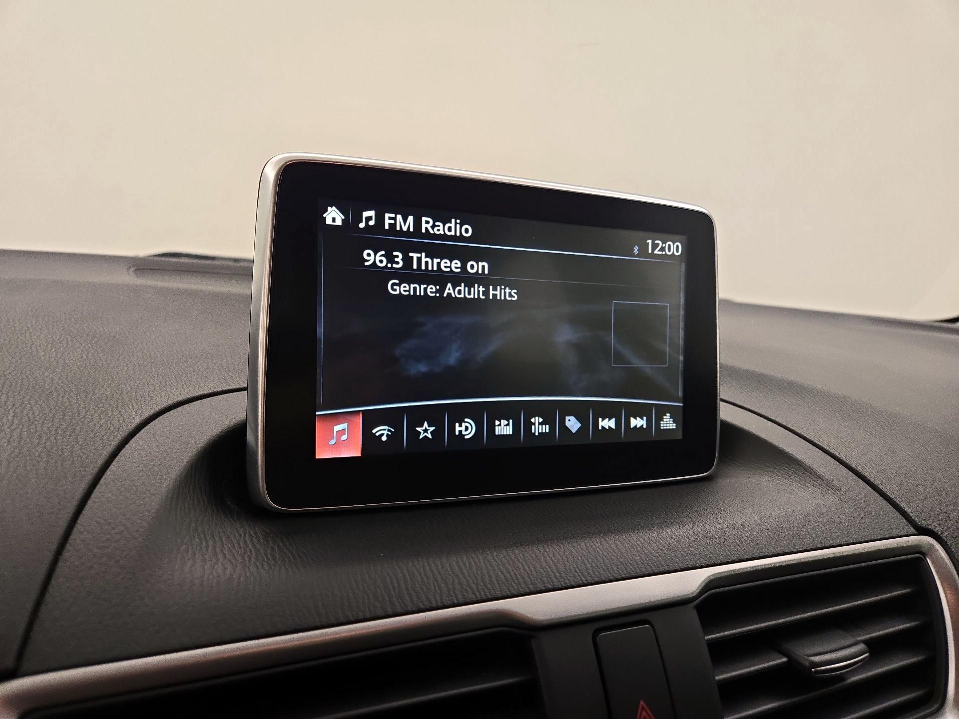 Thumbnail: 2016 Mazda Mazda3 - 14