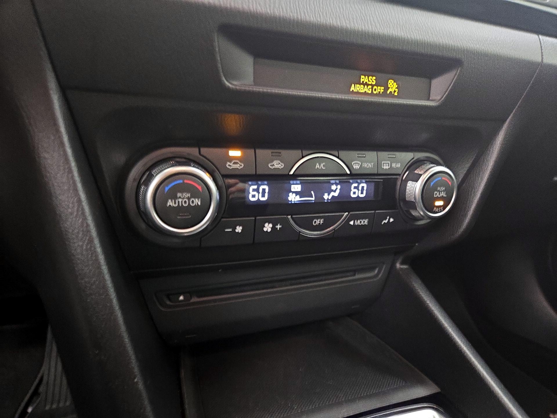 Thumbnail: 2016 Mazda Mazda3 - 15