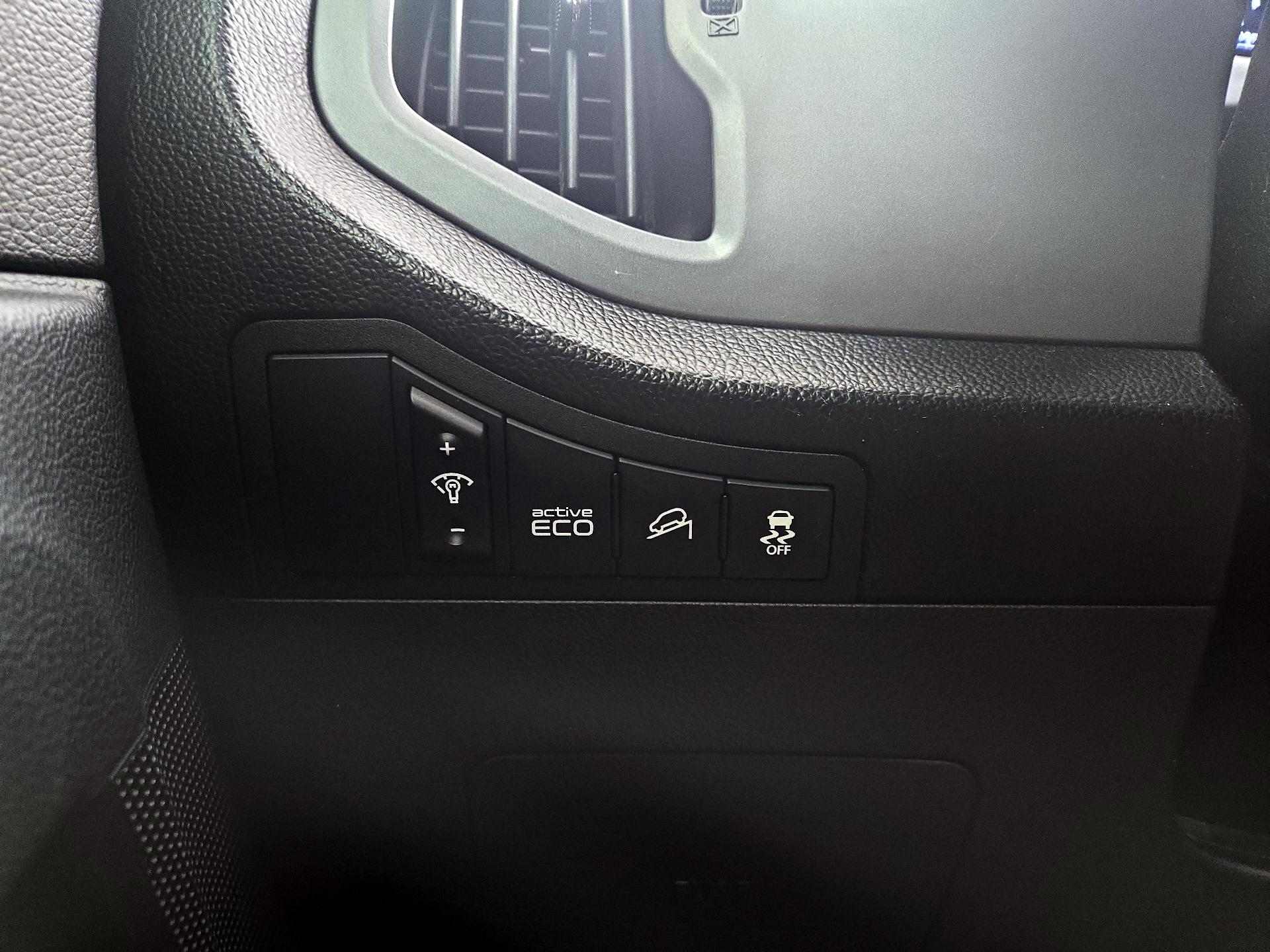 Thumbnail: 2015 Kia Sportage - 13