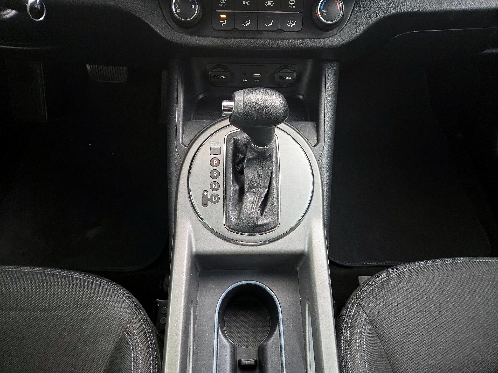 Thumbnail: 2015 Kia Sportage - 16