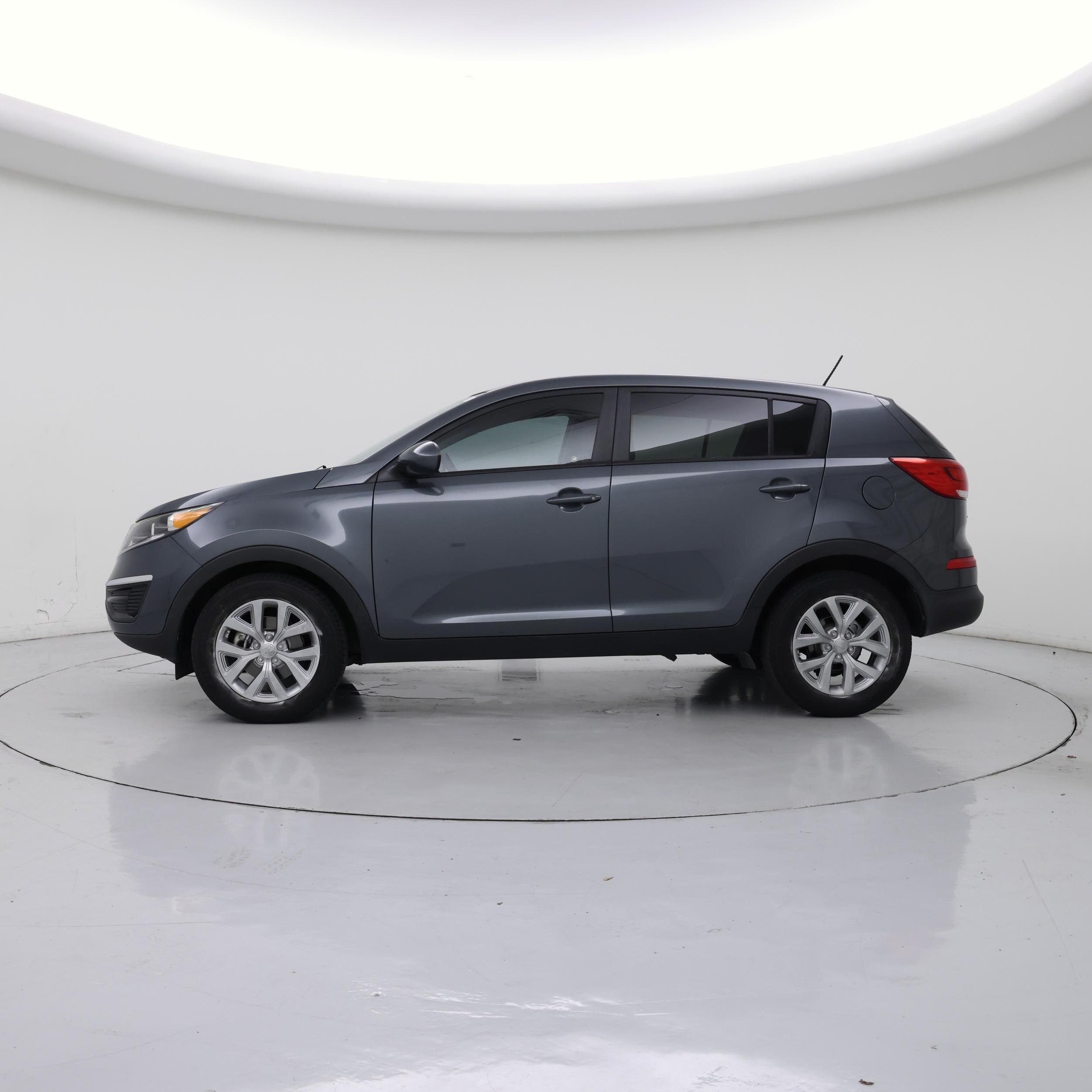 Thumbnail: 2015 Kia Sportage - 3