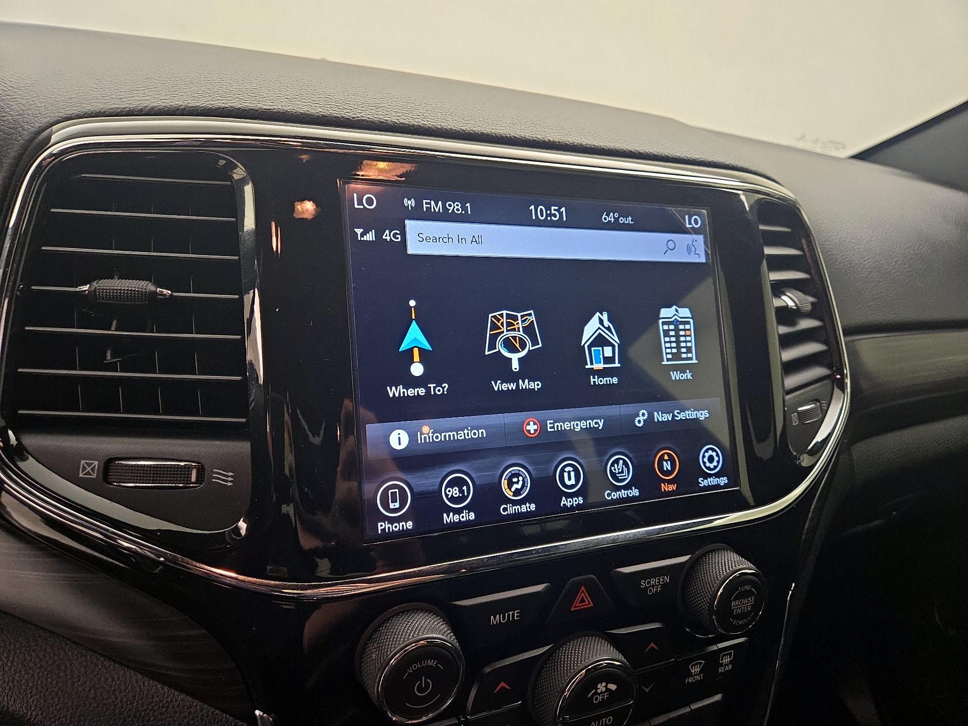 Thumbnail: 2022 Jeep Grand Cherokee - 14