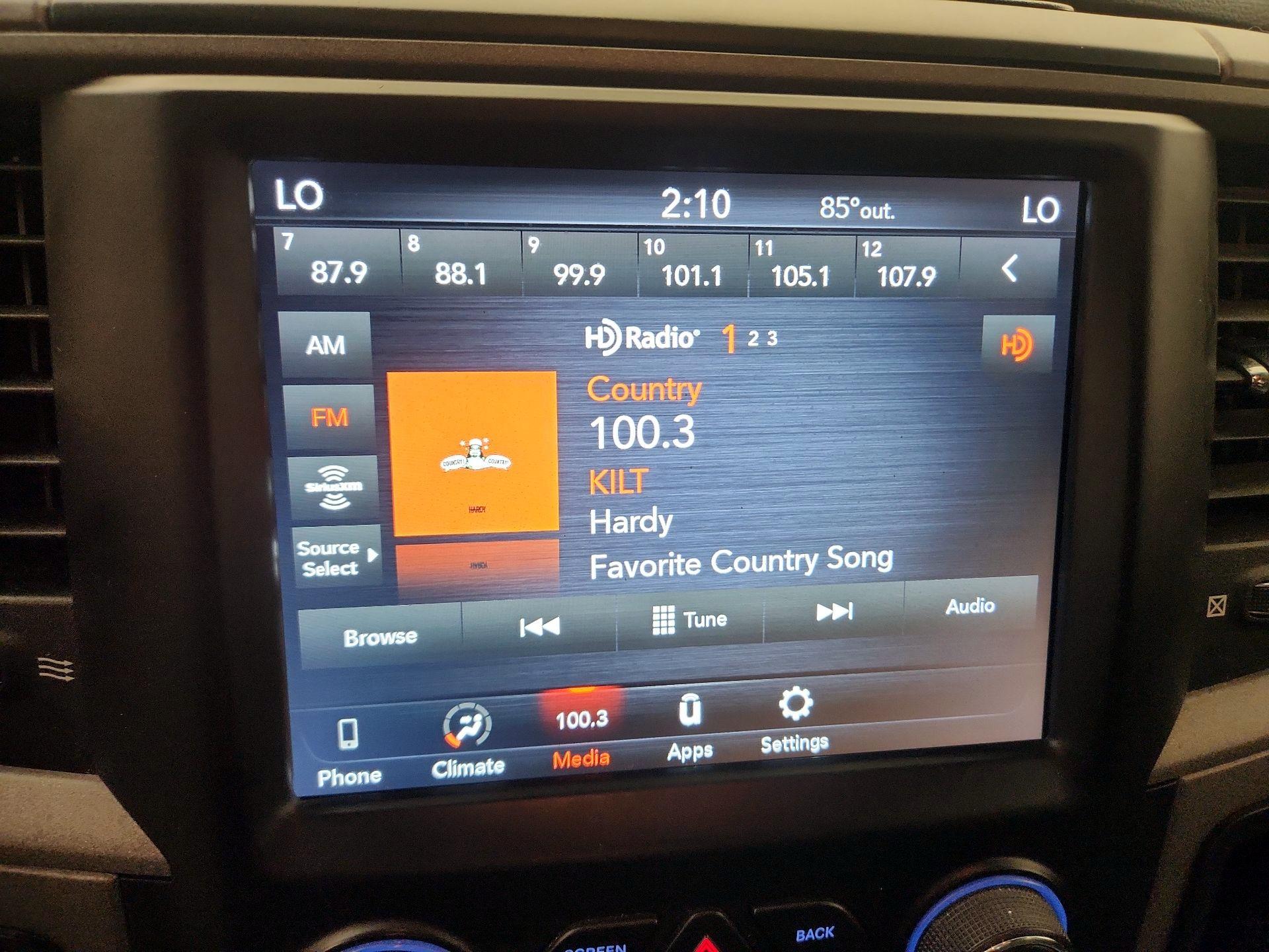 Thumbnail: 2020 RAM 1500 Classic - 15