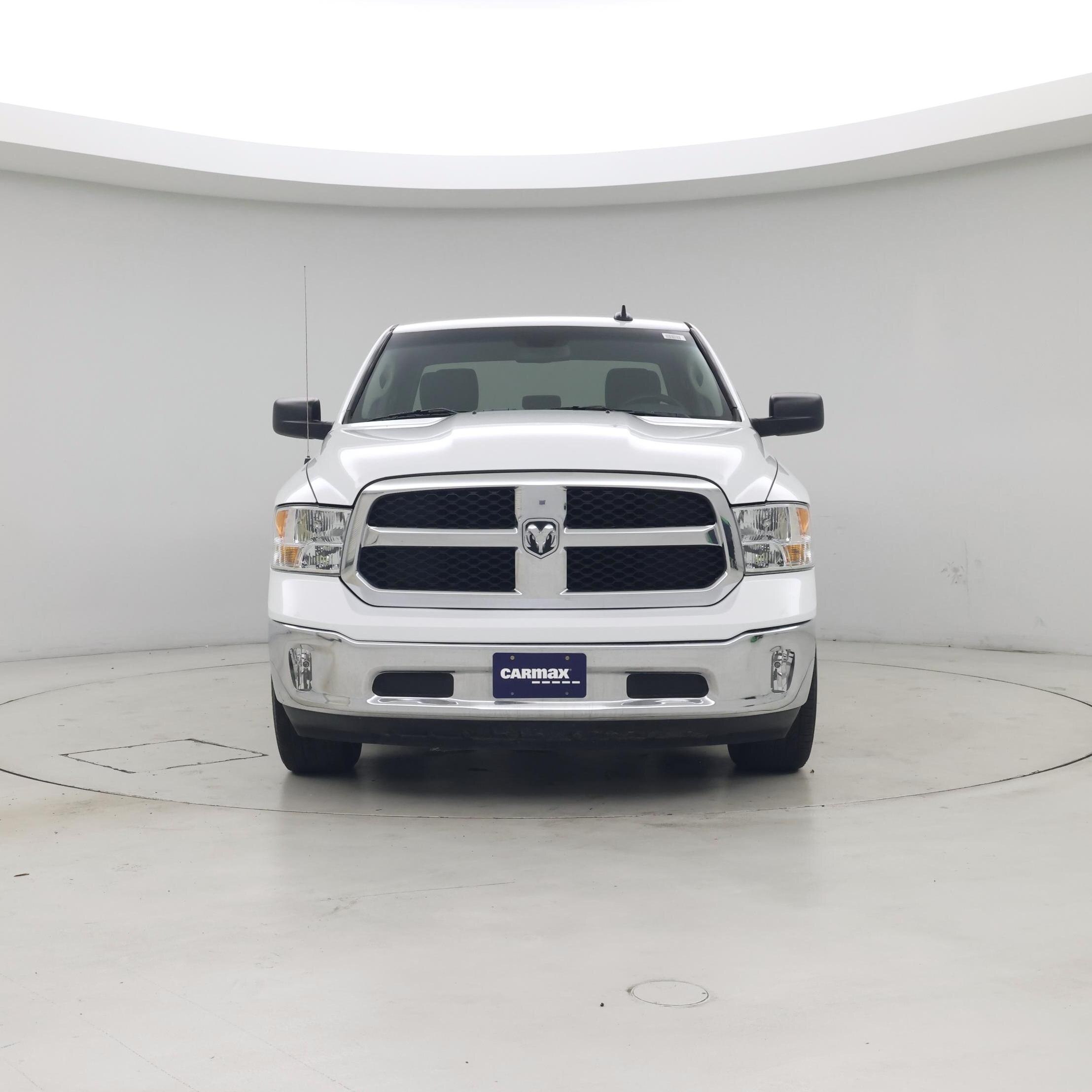 Thumbnail: 2020 RAM 1500 Classic - 5