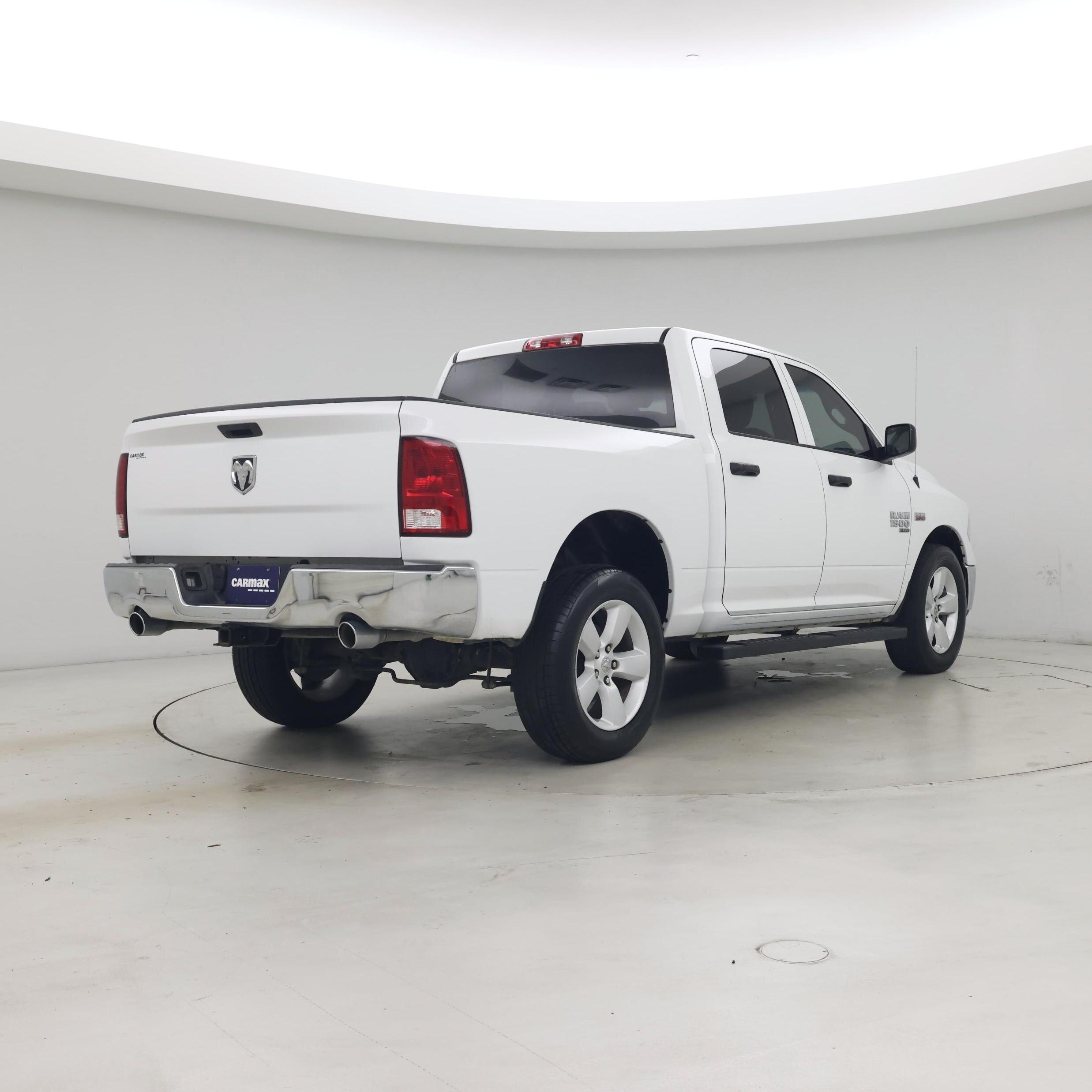 Thumbnail: 2020 RAM 1500 Classic - 8