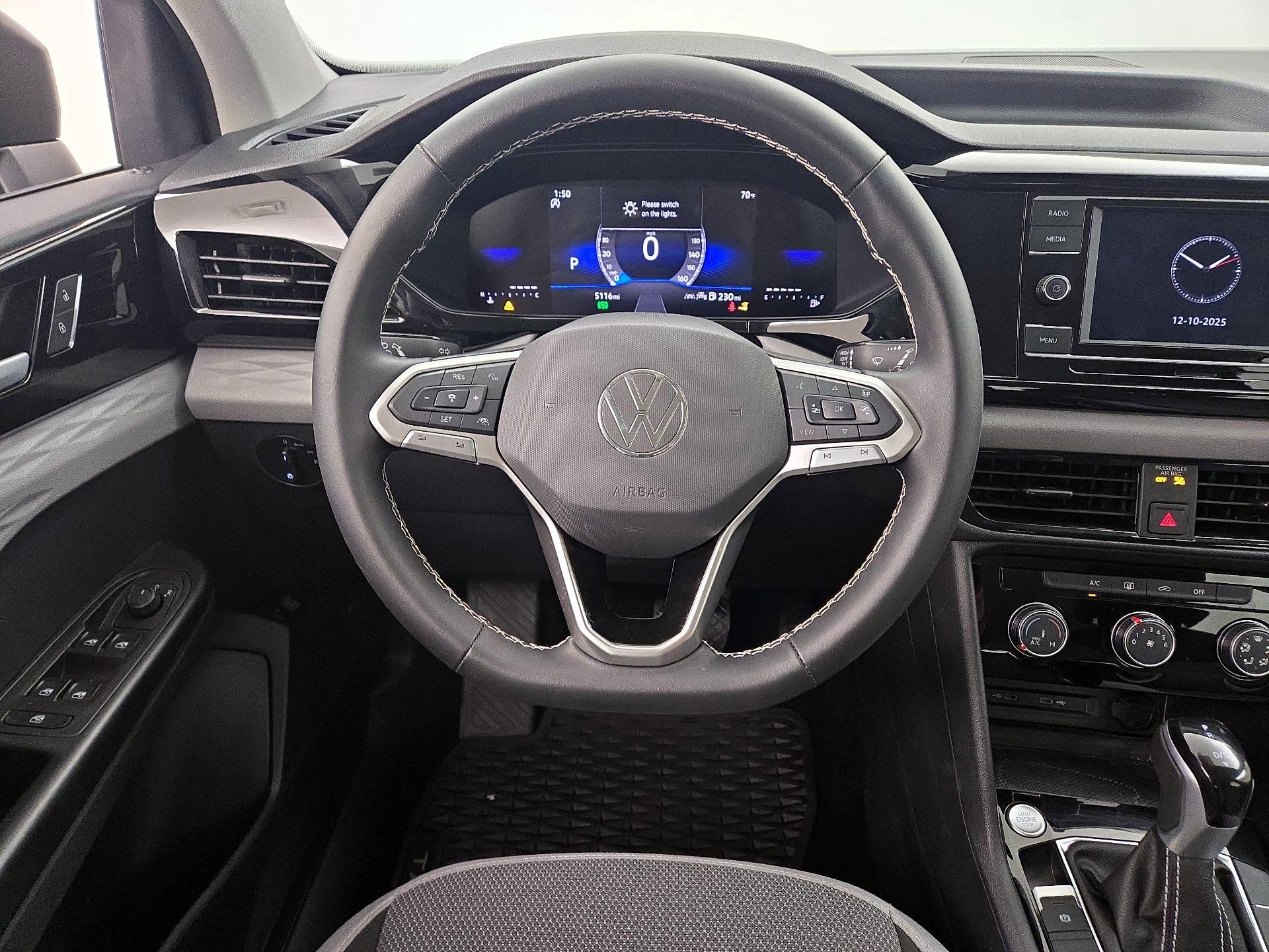 Thumbnail: 2024 Volkswagen Taos - 10