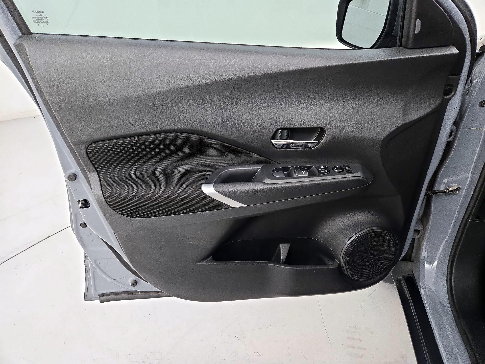 Thumbnail: 2023 Nissan Kicks - 12