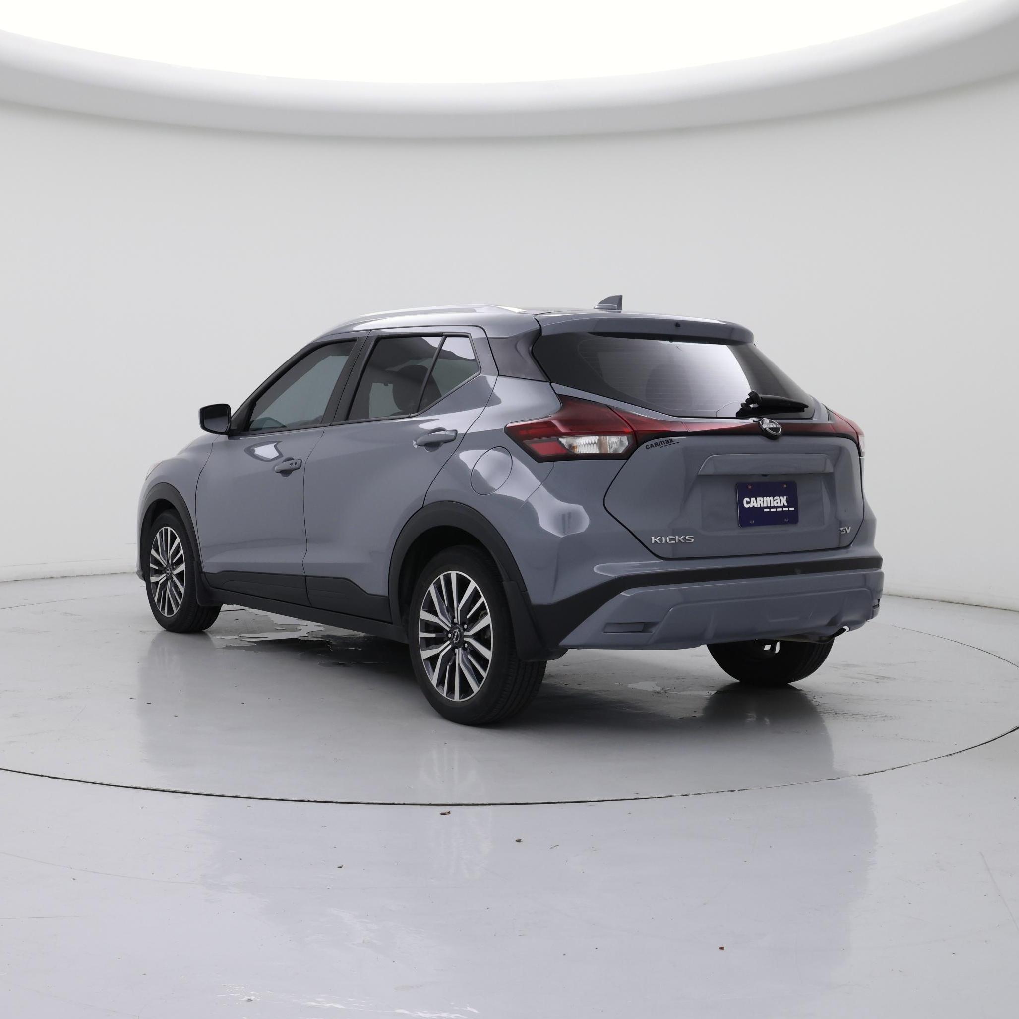 Thumbnail: 2023 Nissan Kicks - 2