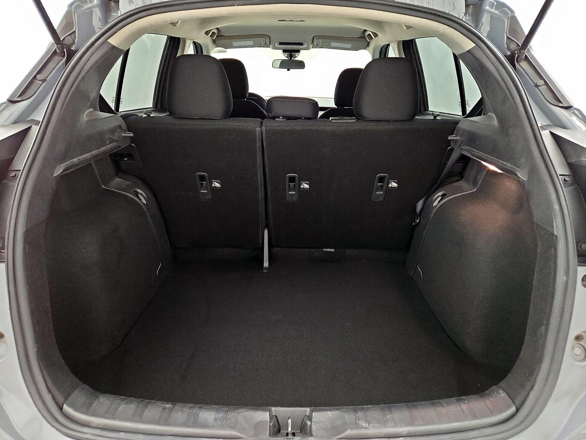 Thumbnail: 2023 Nissan Kicks - 19