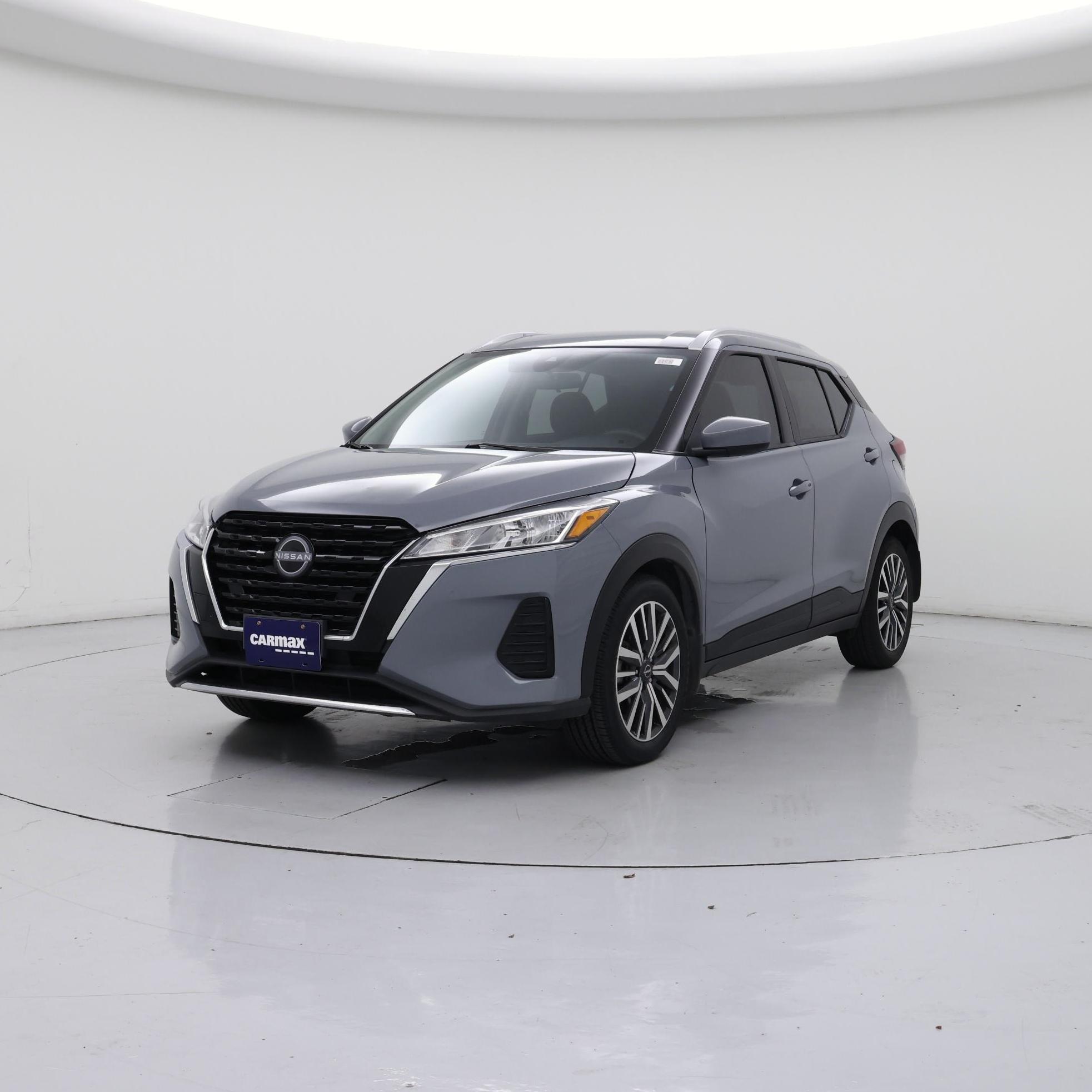 Thumbnail: 2023 Nissan Kicks - 4