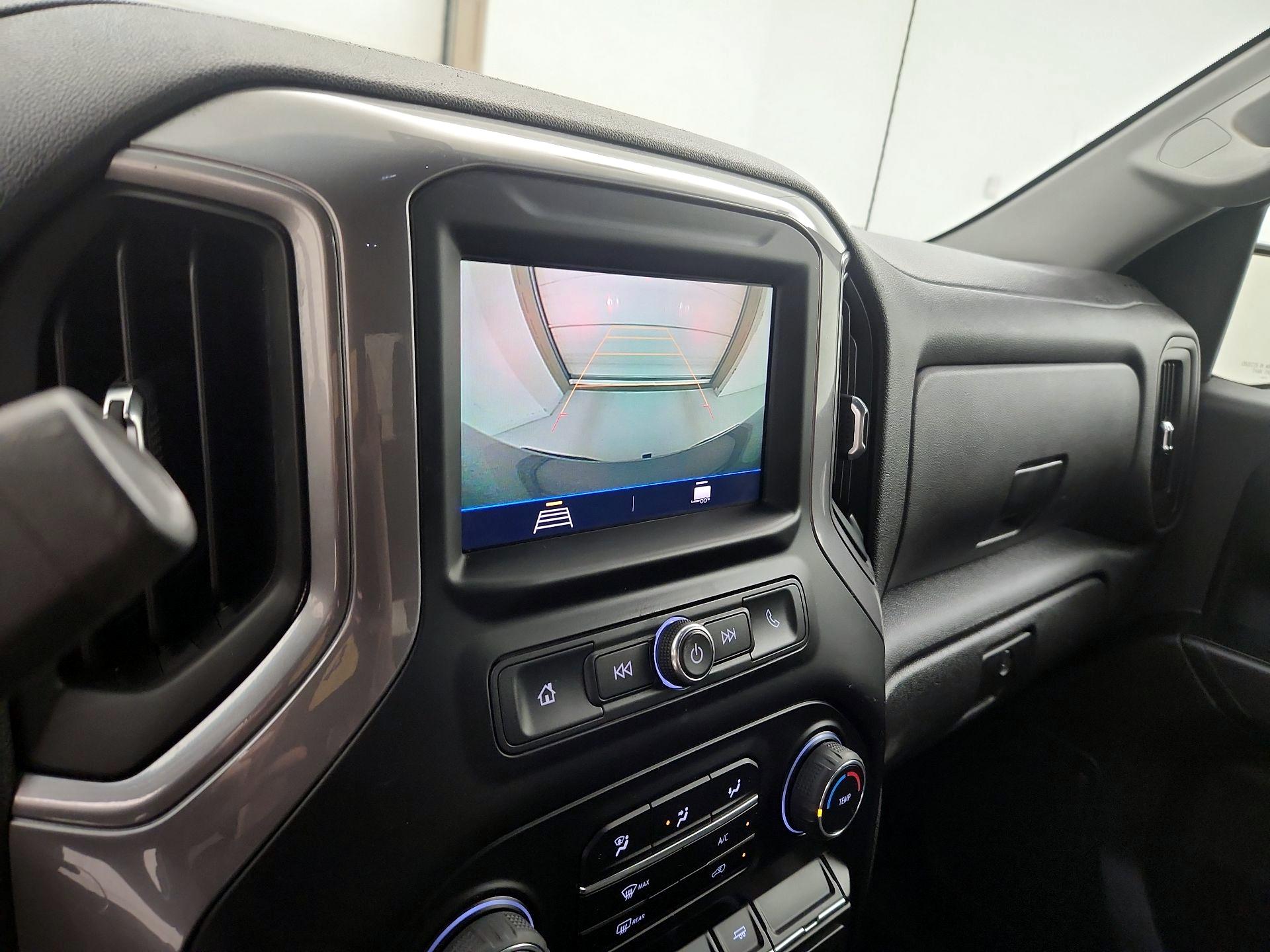 Thumbnail: 2020 Chevrolet Silverado 1500 - 14